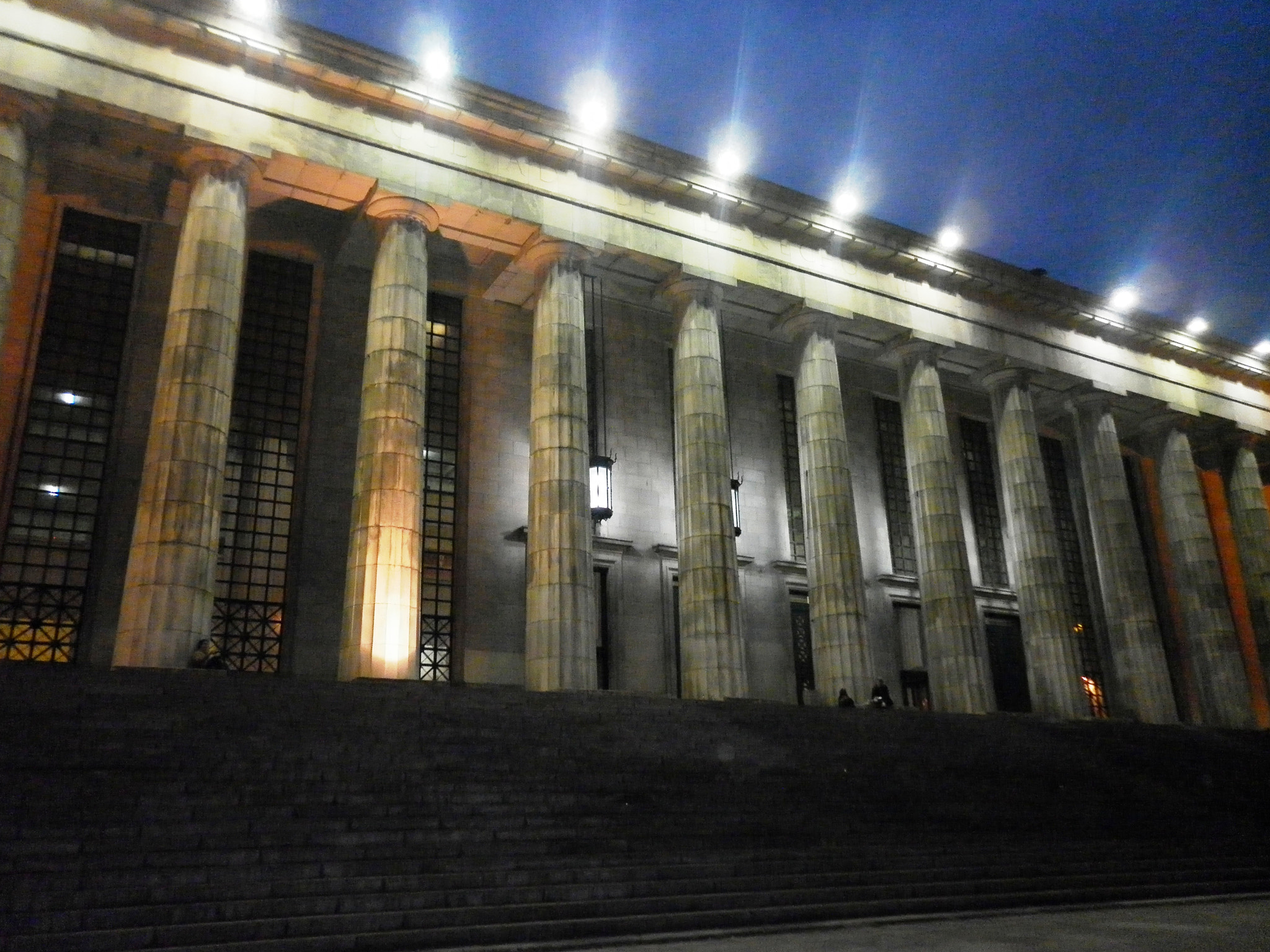 Panasonic DMC-F3 sample photo. Facultad de derecho photography