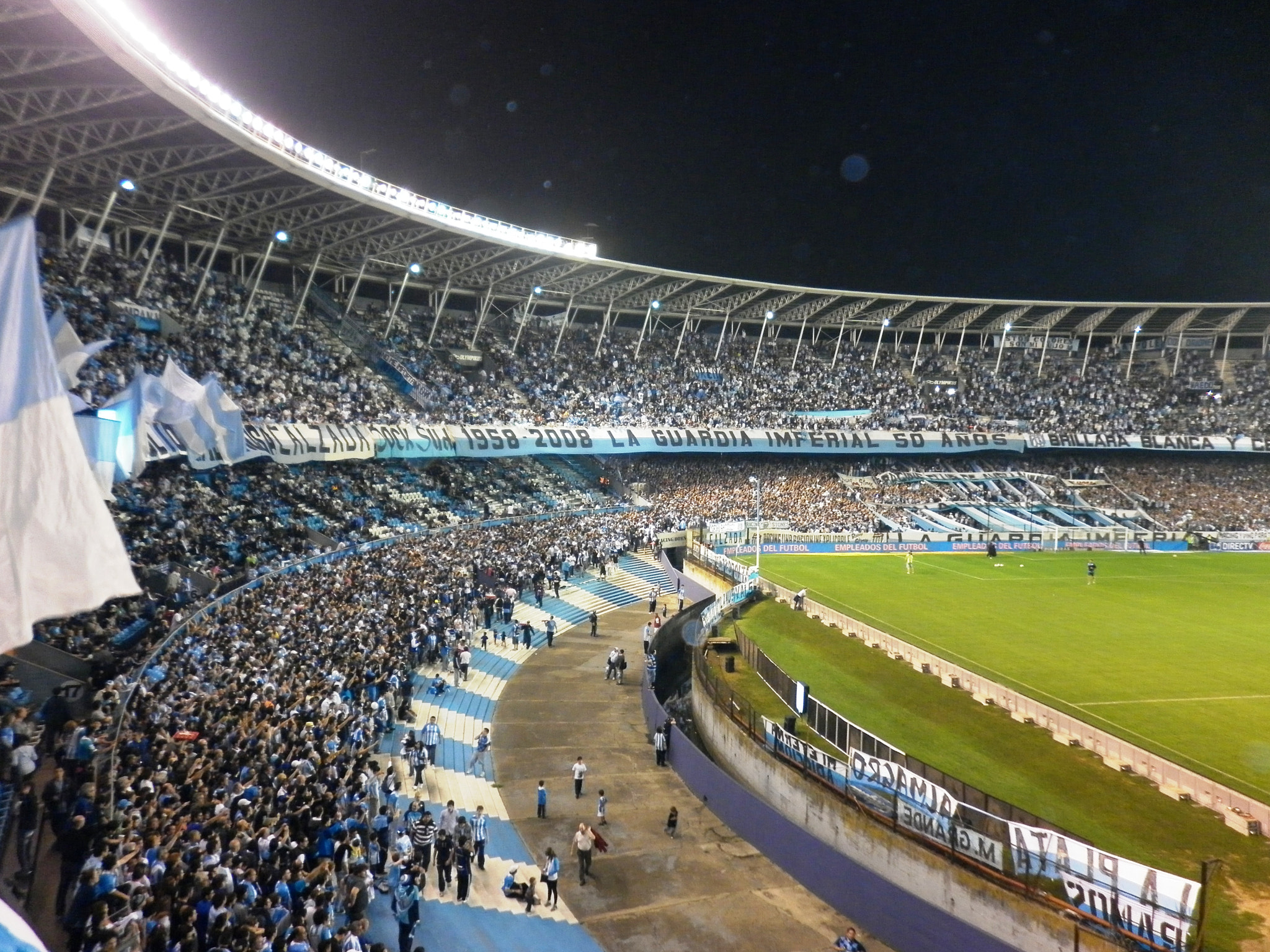 Panasonic DMC-F3 sample photo. El cilindro: racing vs. newell's photography