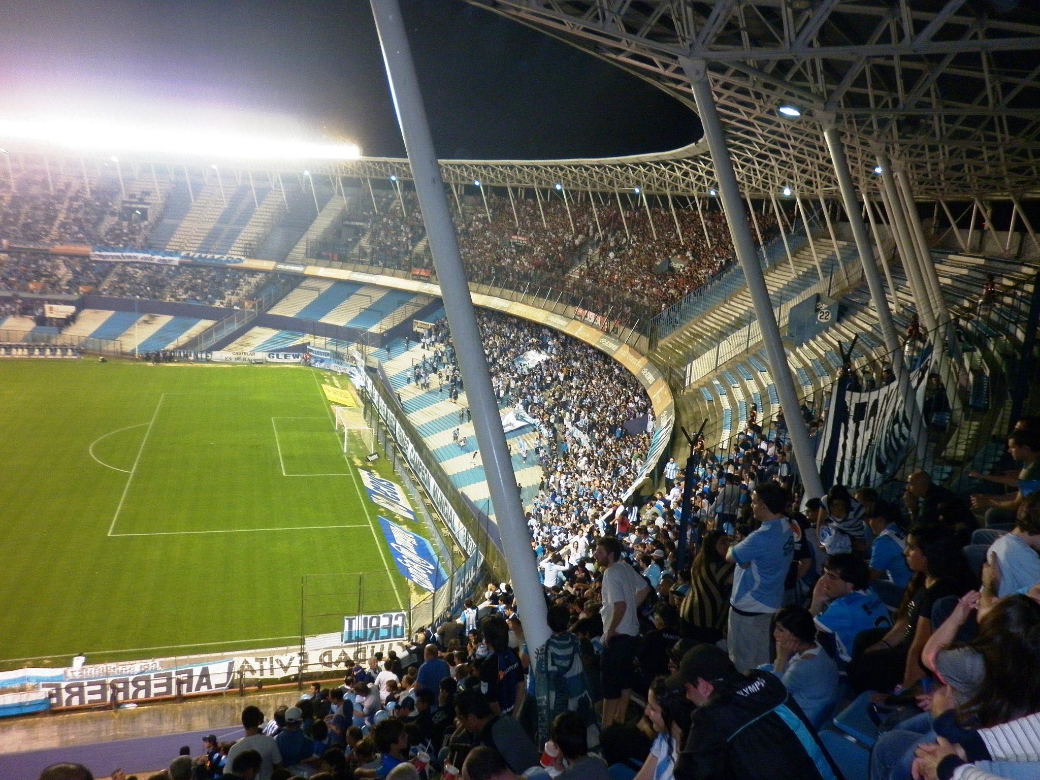 Panasonic DMC-F3 sample photo. El cilindro: racing vs. newell's photography