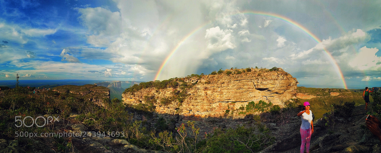 Xiaomi MI6 sample photo. A rainbow drawn in photography