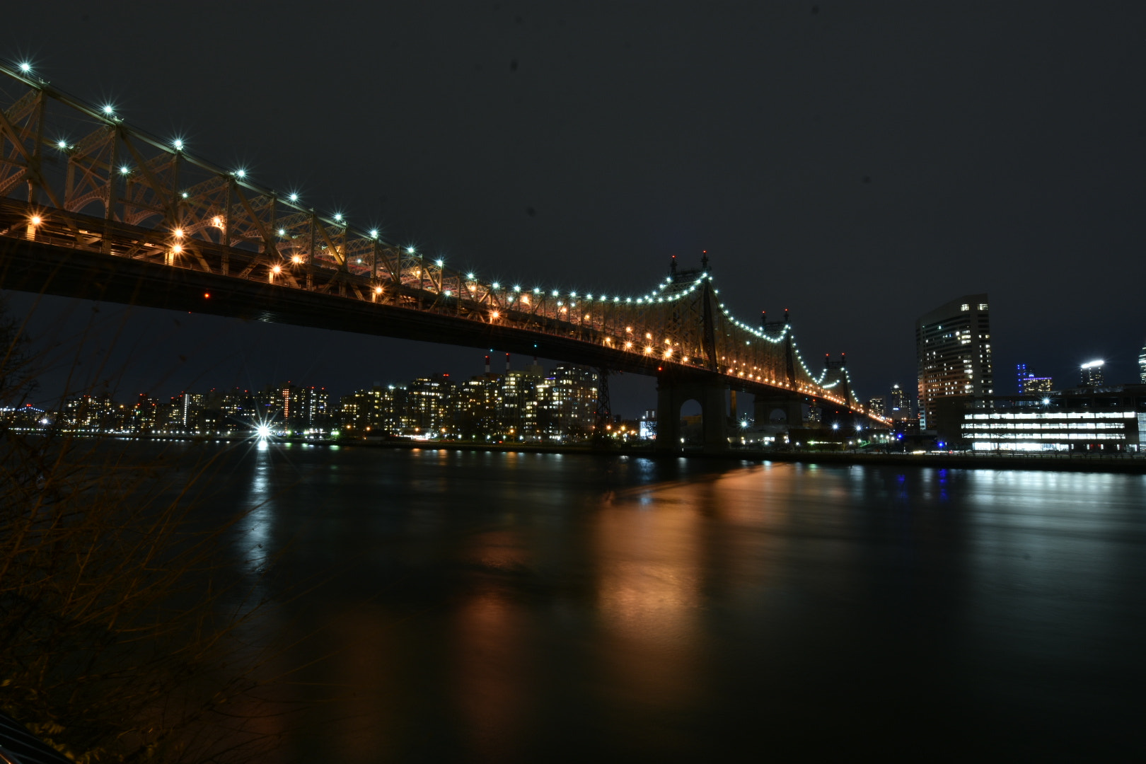 Nikon D3400 sample photo. Spot of the final scene of manhattan’s woody allen photography