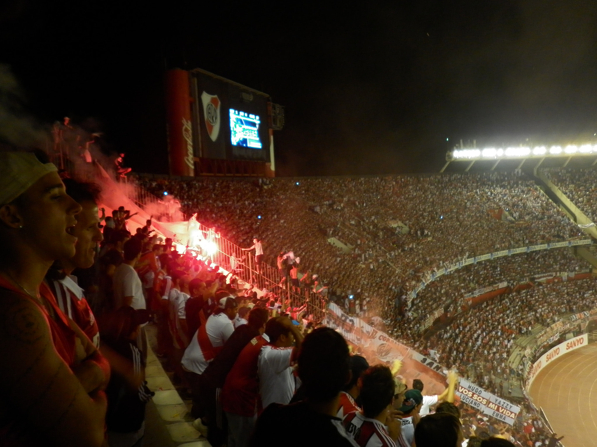 Panasonic DMC-F3 sample photo. El monumental: river vs. estudiantes photography
