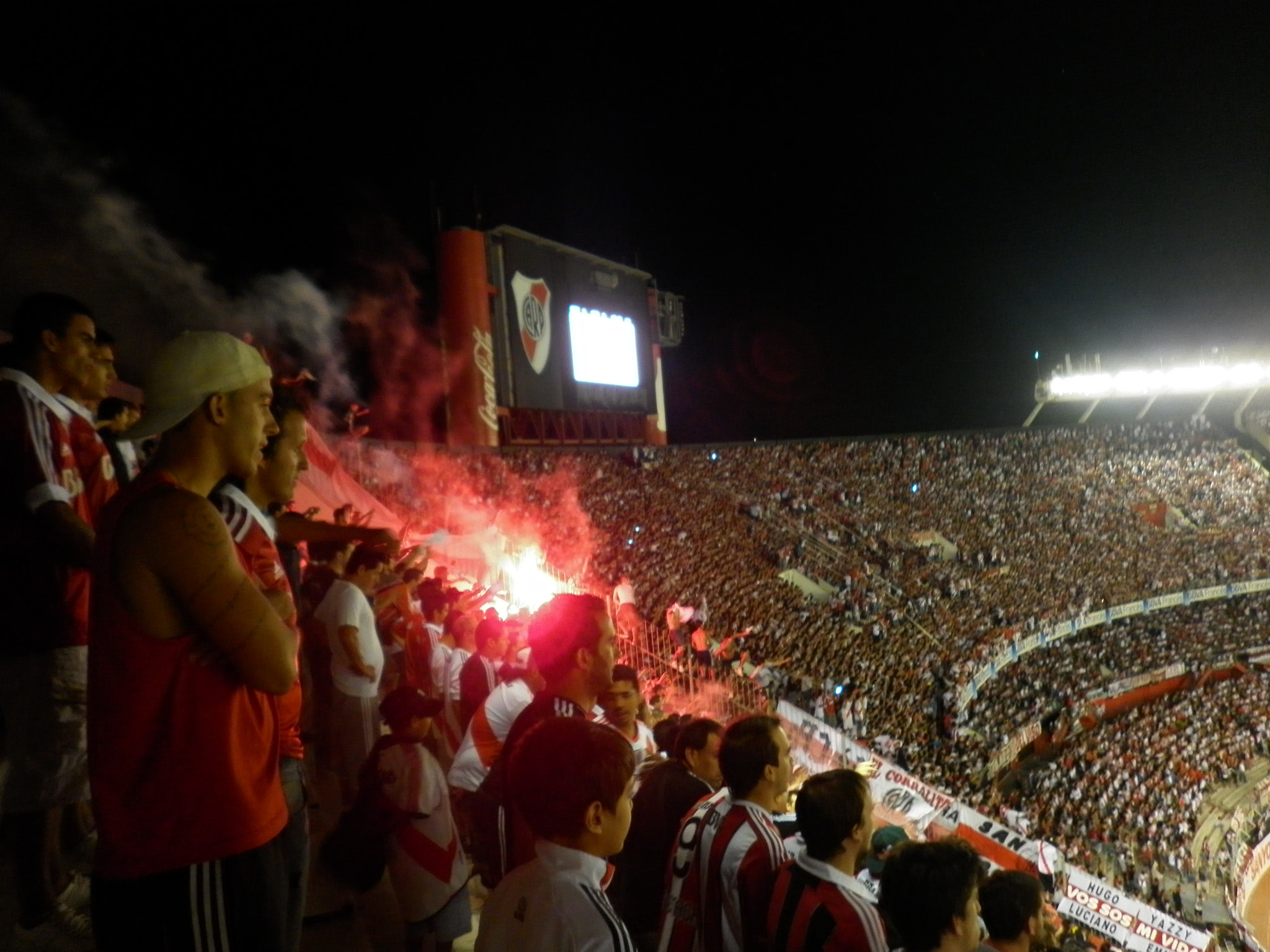 Panasonic DMC-F3 sample photo. El monumental: river vs. estudiantes photography