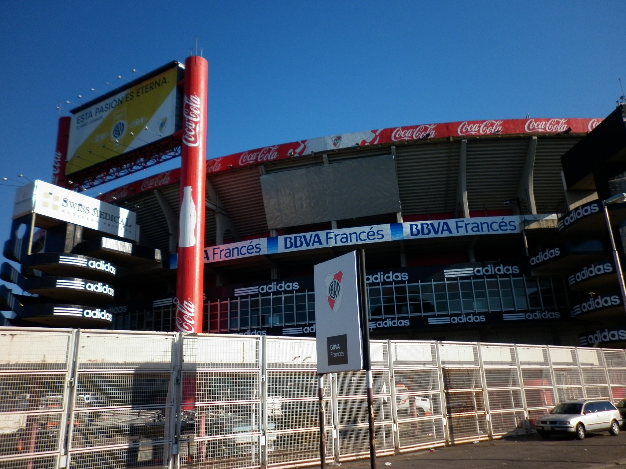 Panasonic DMC-F3 sample photo. El monumental photography