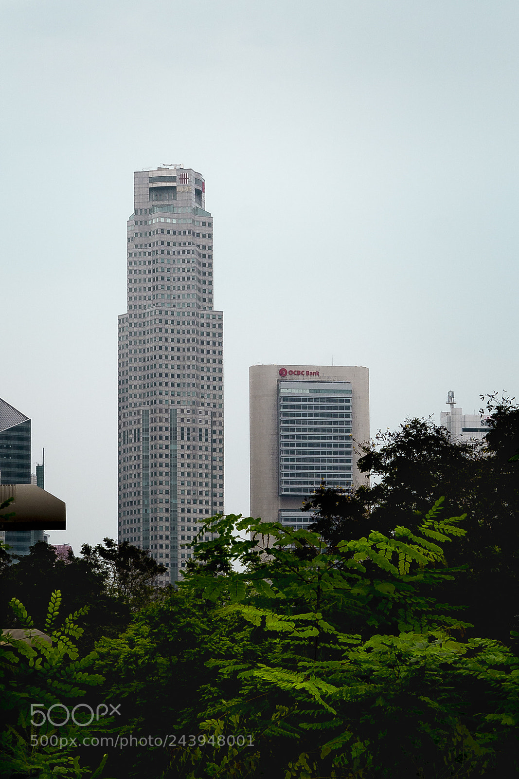 Olympus OM-D E-M10 II sample photo. Uob and ocbc towers photography