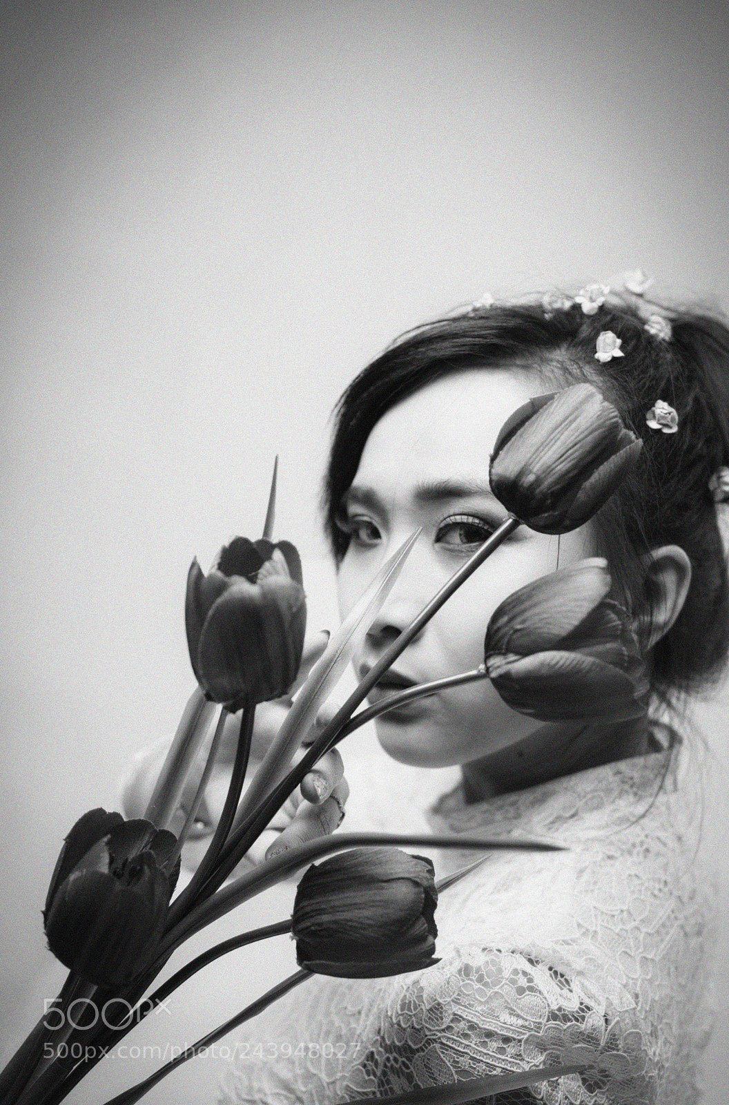 Pentax K-3 sample photo. The girl under flower photography