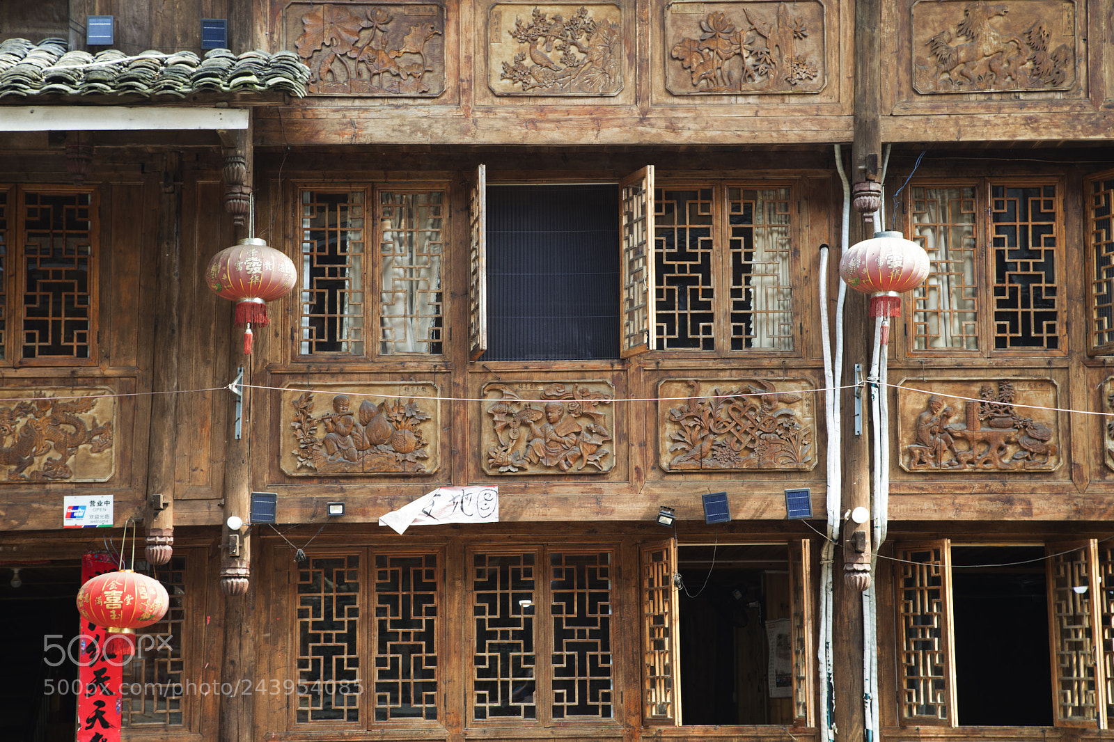 Canon EOS 5DS sample photo. Windows into china photography