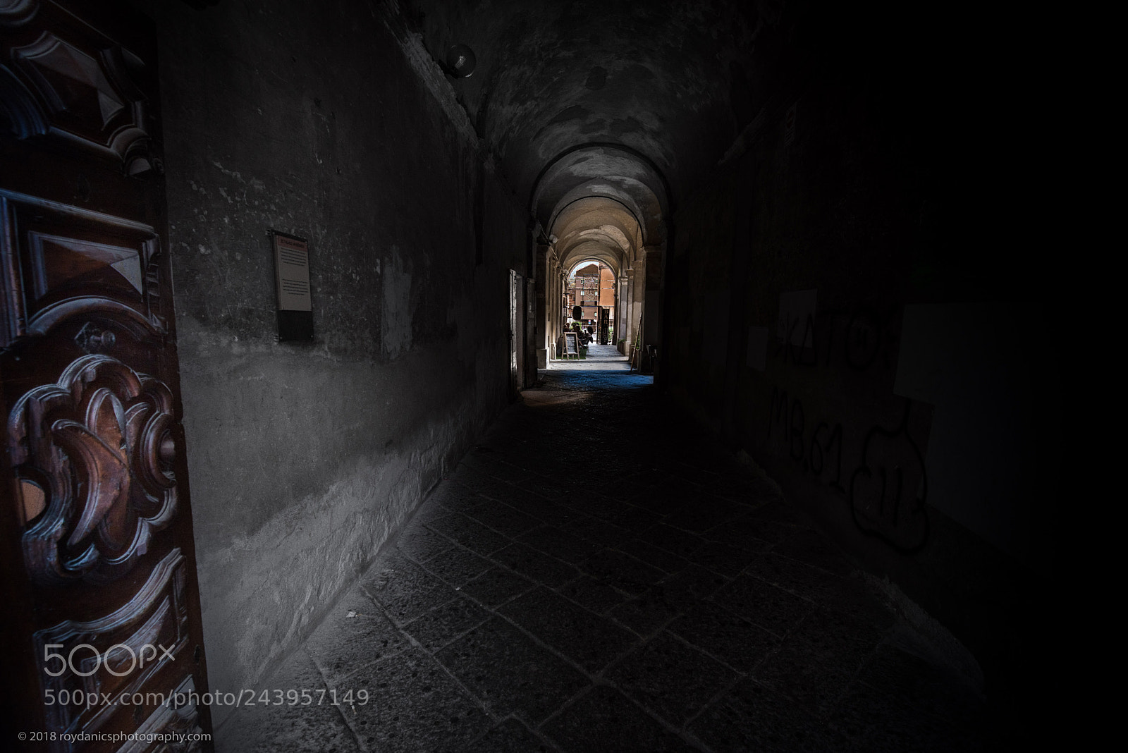 Nikon D810 sample photo. Dark tunnel photography