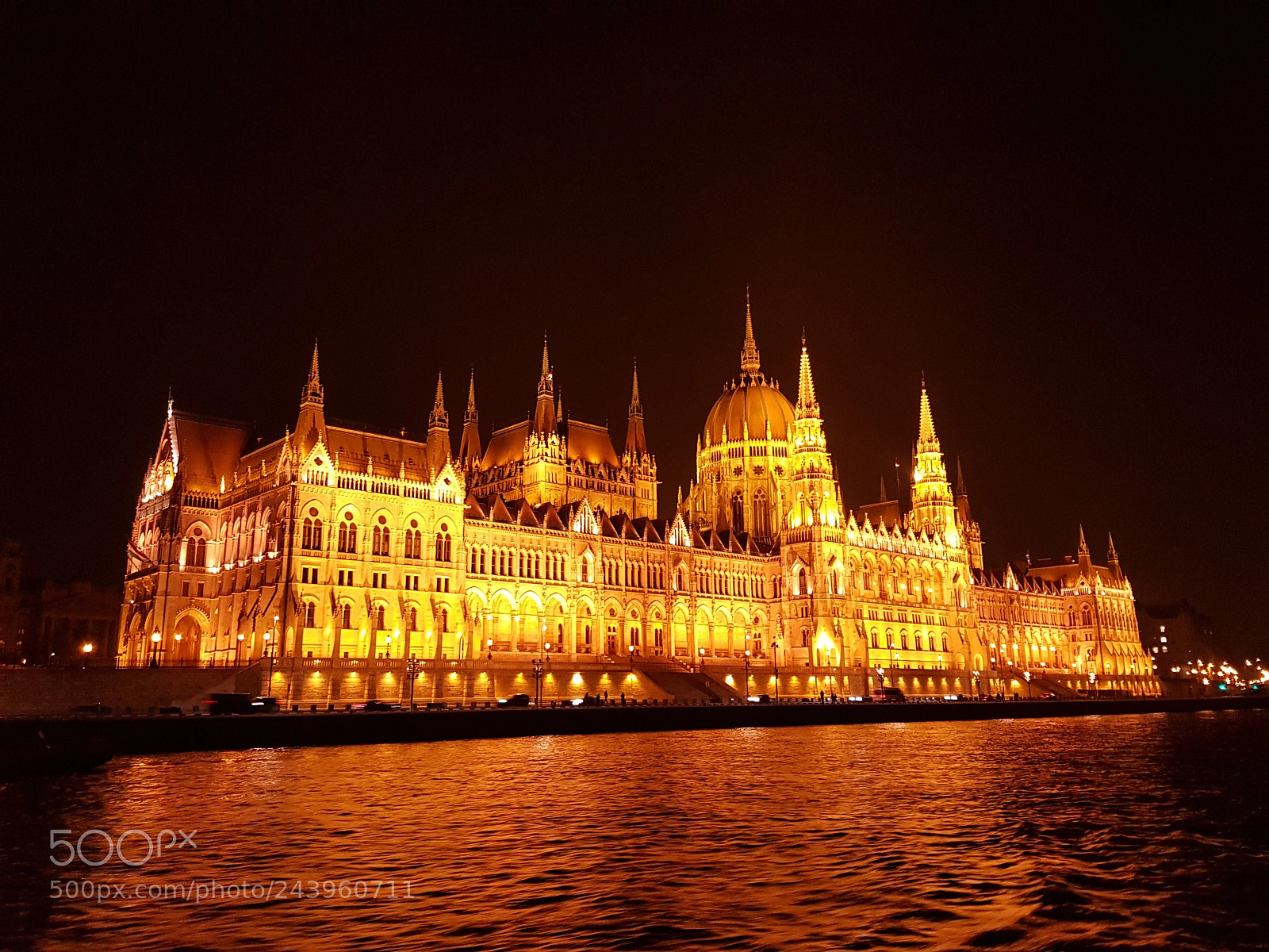 Samsung Galaxy S8+ sample photo. Parliament in budapest at photography
