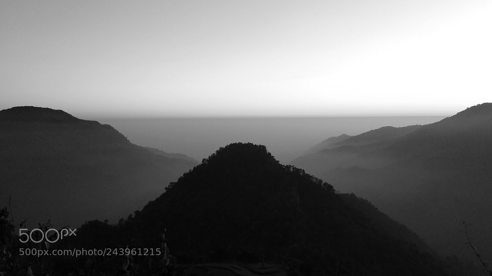 Xiaomi Redmi 3S sample photo. Hills to horizon photography