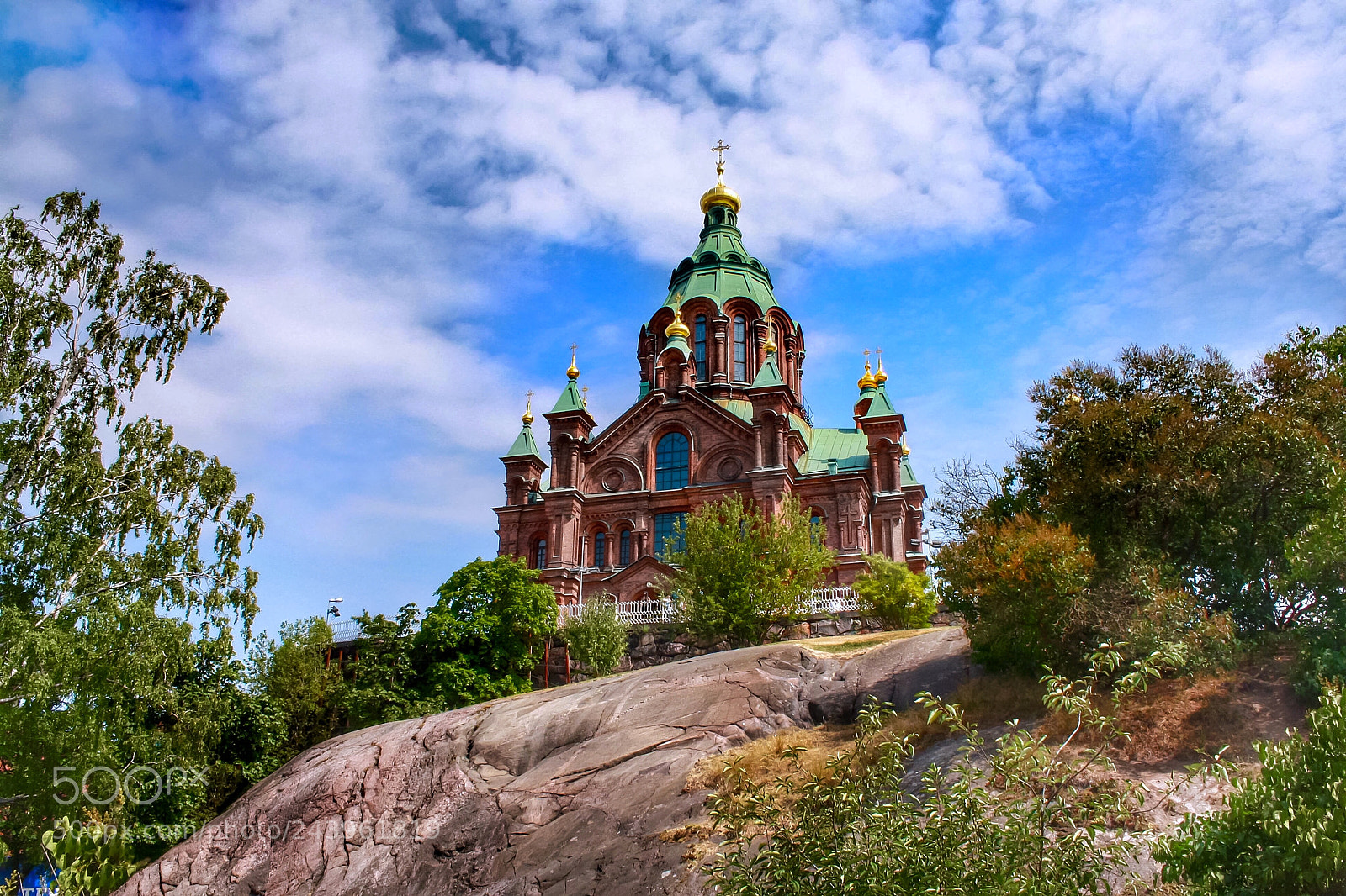 Canon EOS 1000D (EOS Digital Rebel XS / EOS Kiss F) sample photo. Assumption cathedral in helsinki photography