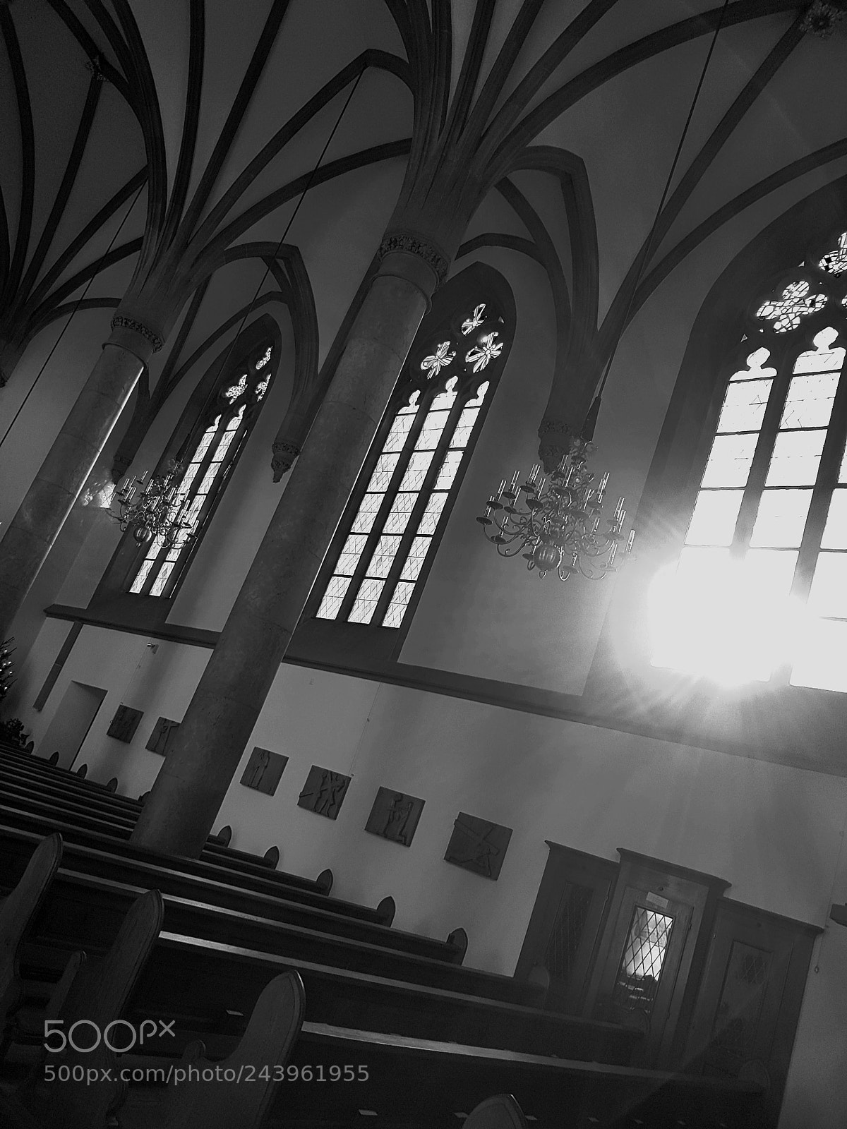 Samsung Galaxy S8 sample photo. Vaduz cathedral photography