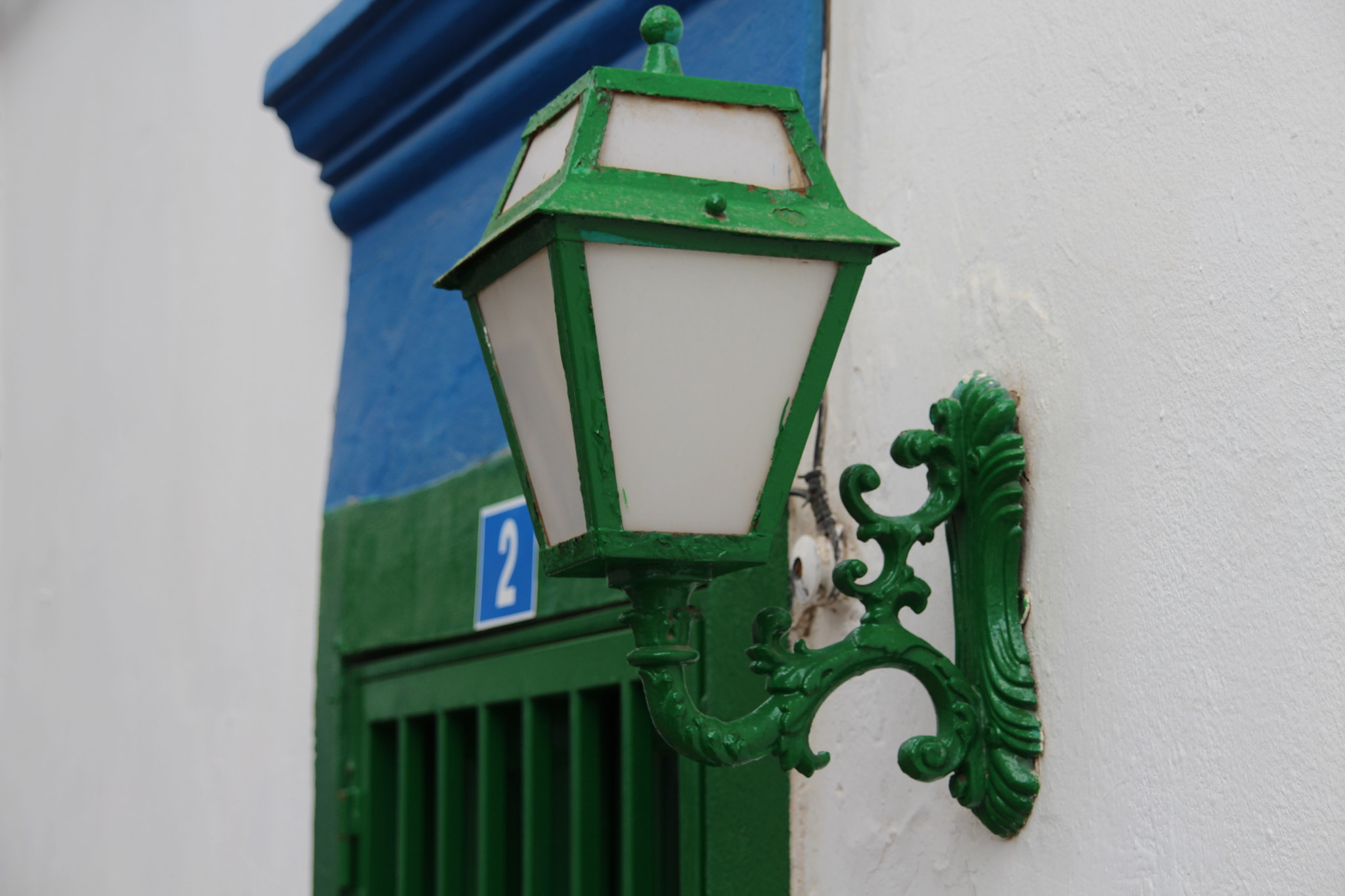 Sigma 18-200mm f/3.5-6.3 DC OS sample photo. White, blue and green... photography