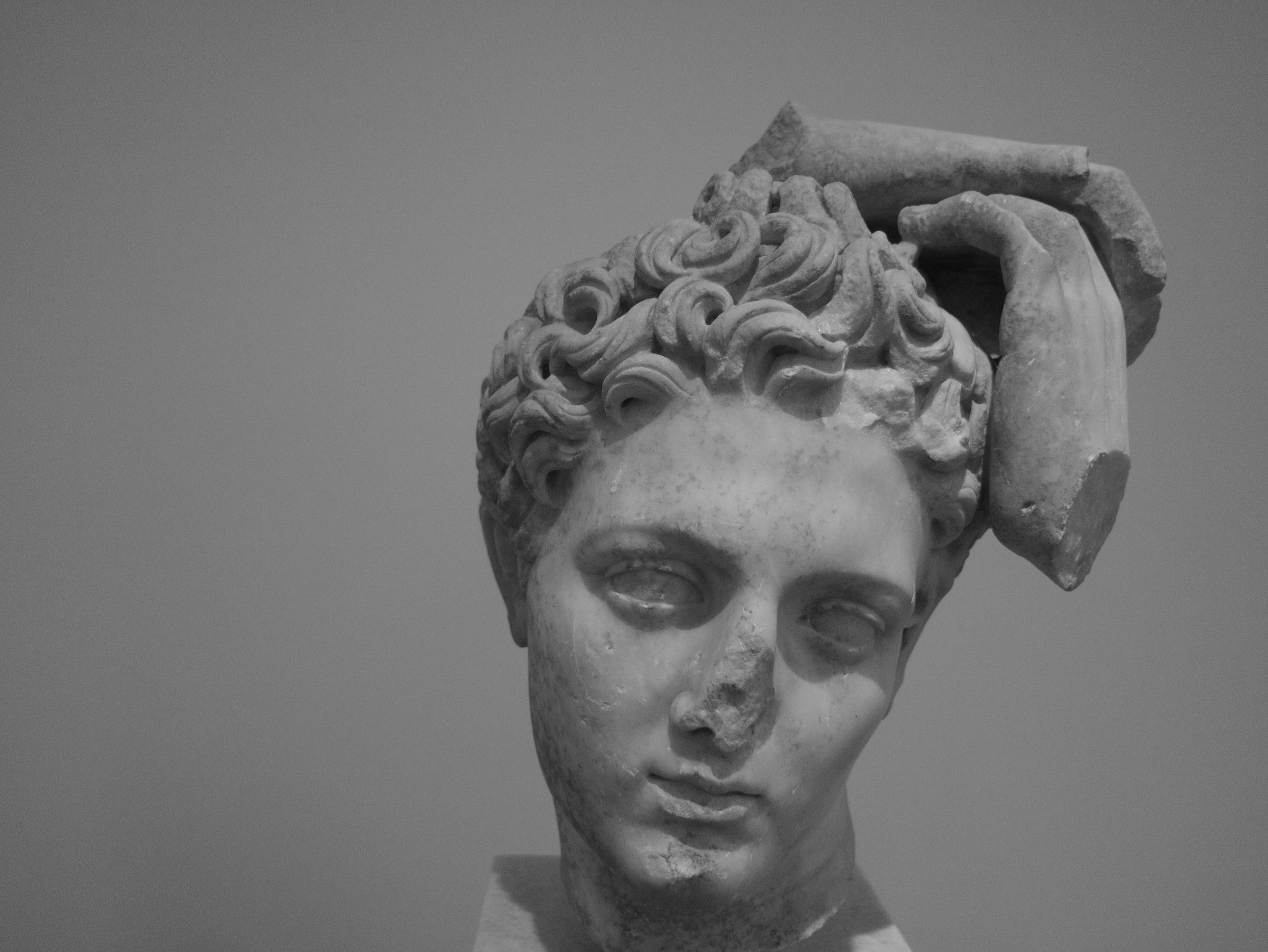 Canon EOS M3 sample photo. Broken body photography