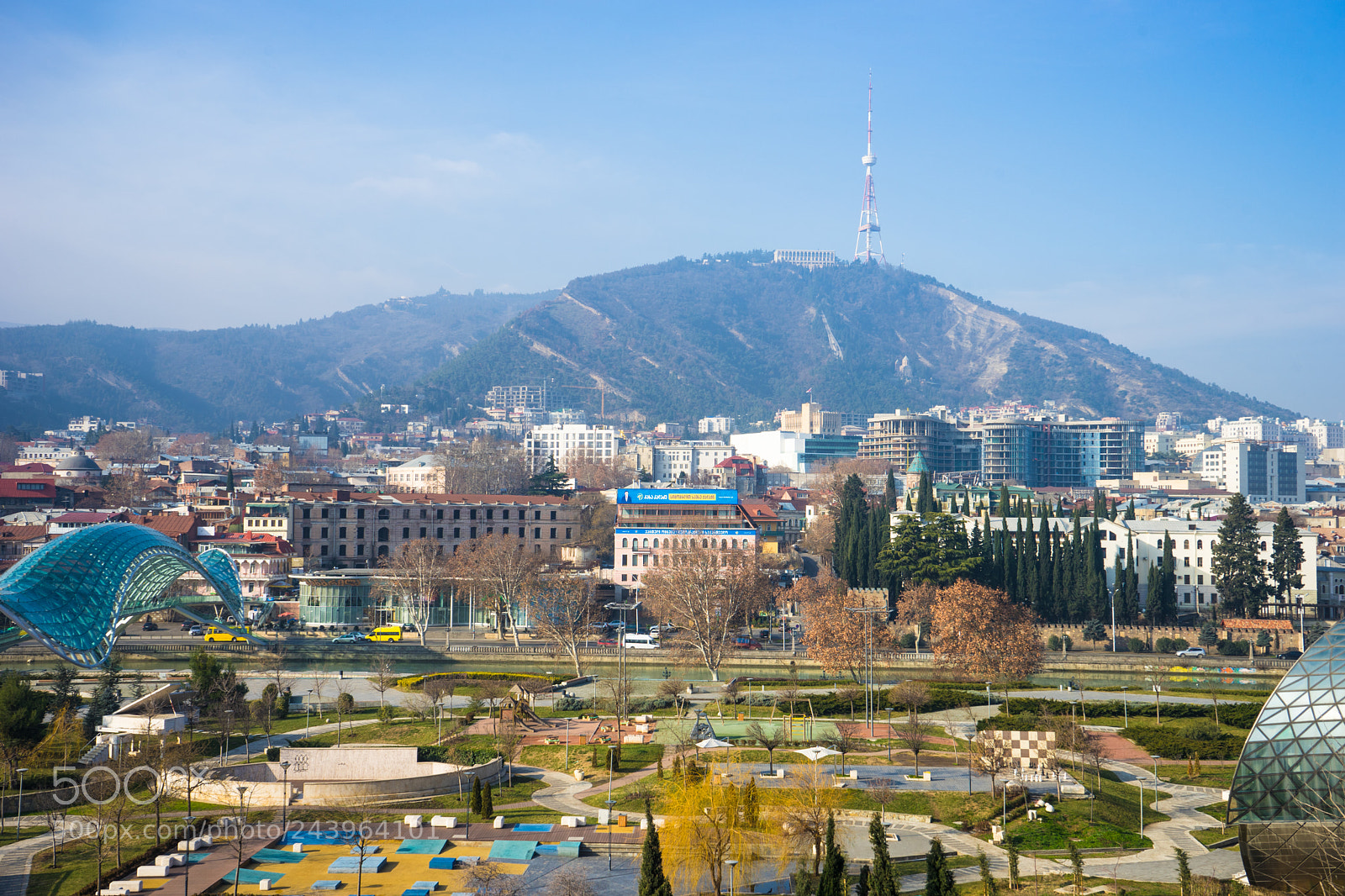 Sony a7 sample photo. Tbilisi's downtown in winter photography
