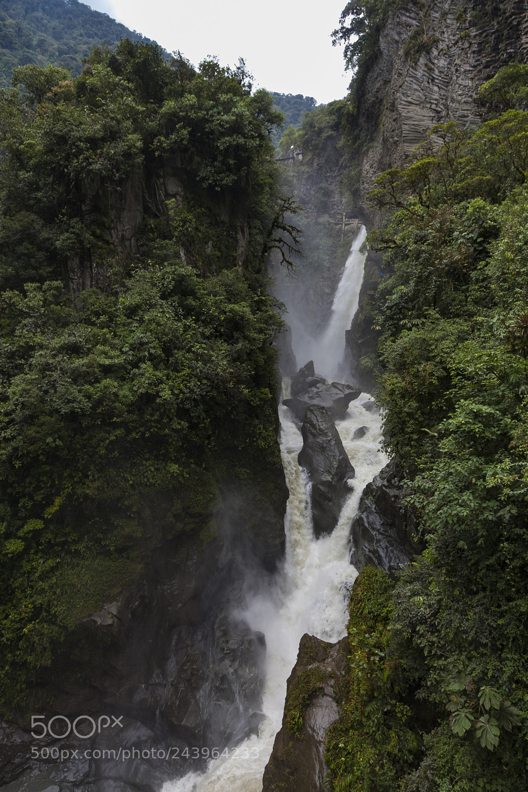 Canon EOS 5D Mark II sample photo. Ecuador. waterfall the devil's photography