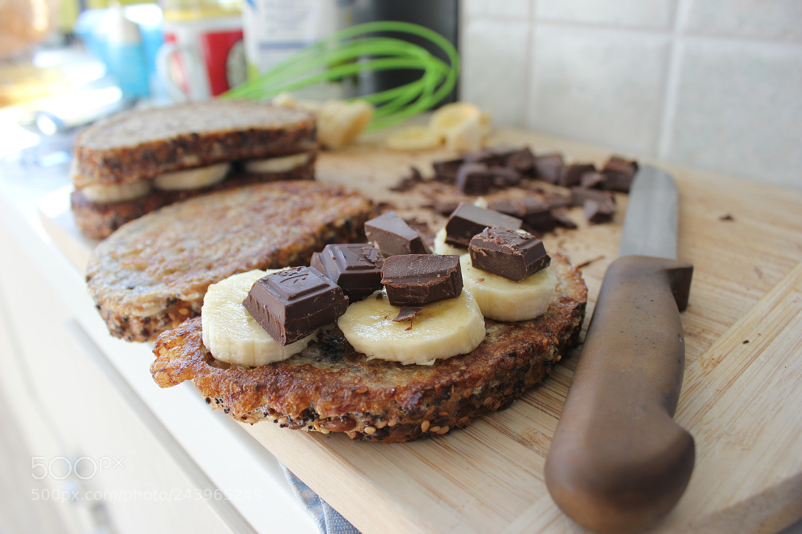 Canon EF-S 18-55mm F3.5-5.6 IS sample photo. Grilled banana and chocolate photography