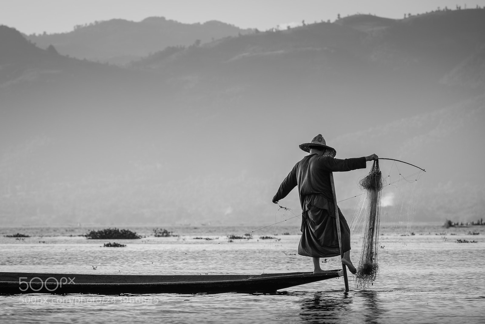 Nikon D810 sample photo. Inle lake 11 - fisherman photography