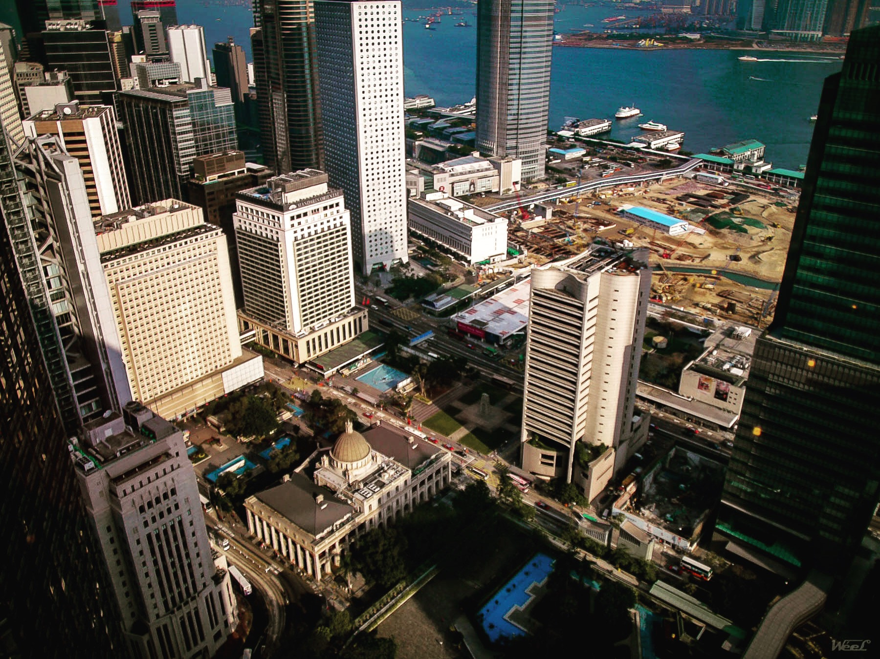 Panasonic Lumix DMC-L1 sample photo. Skyscraper view photography