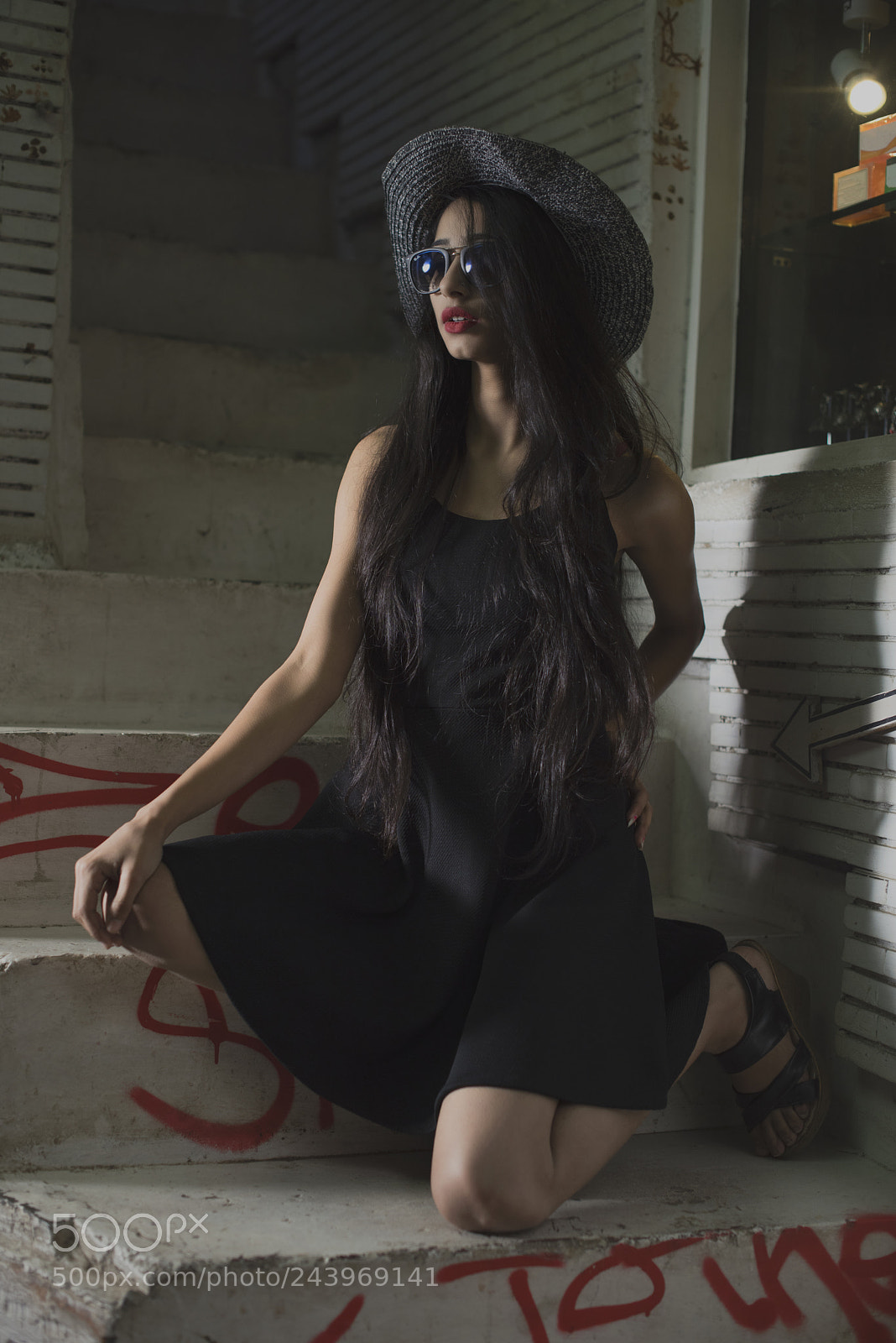 Nikon D810 sample photo. Street fashion photography