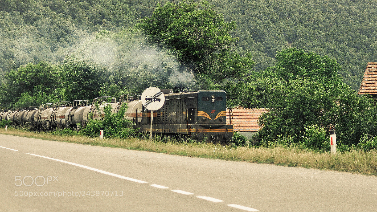Nikon D90 sample photo. Train photography