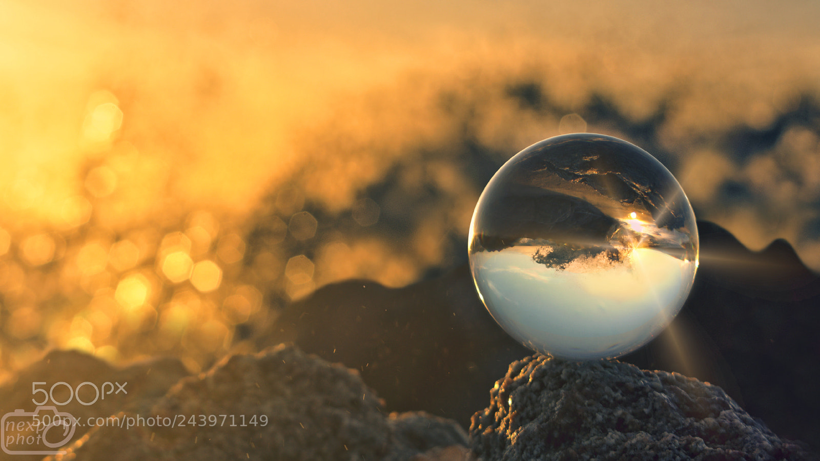 Nikon D7100 sample photo. Wave in crystall ball photography