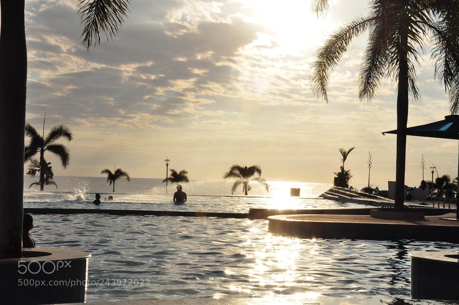 Nikon D90 sample photo. Resorts photography