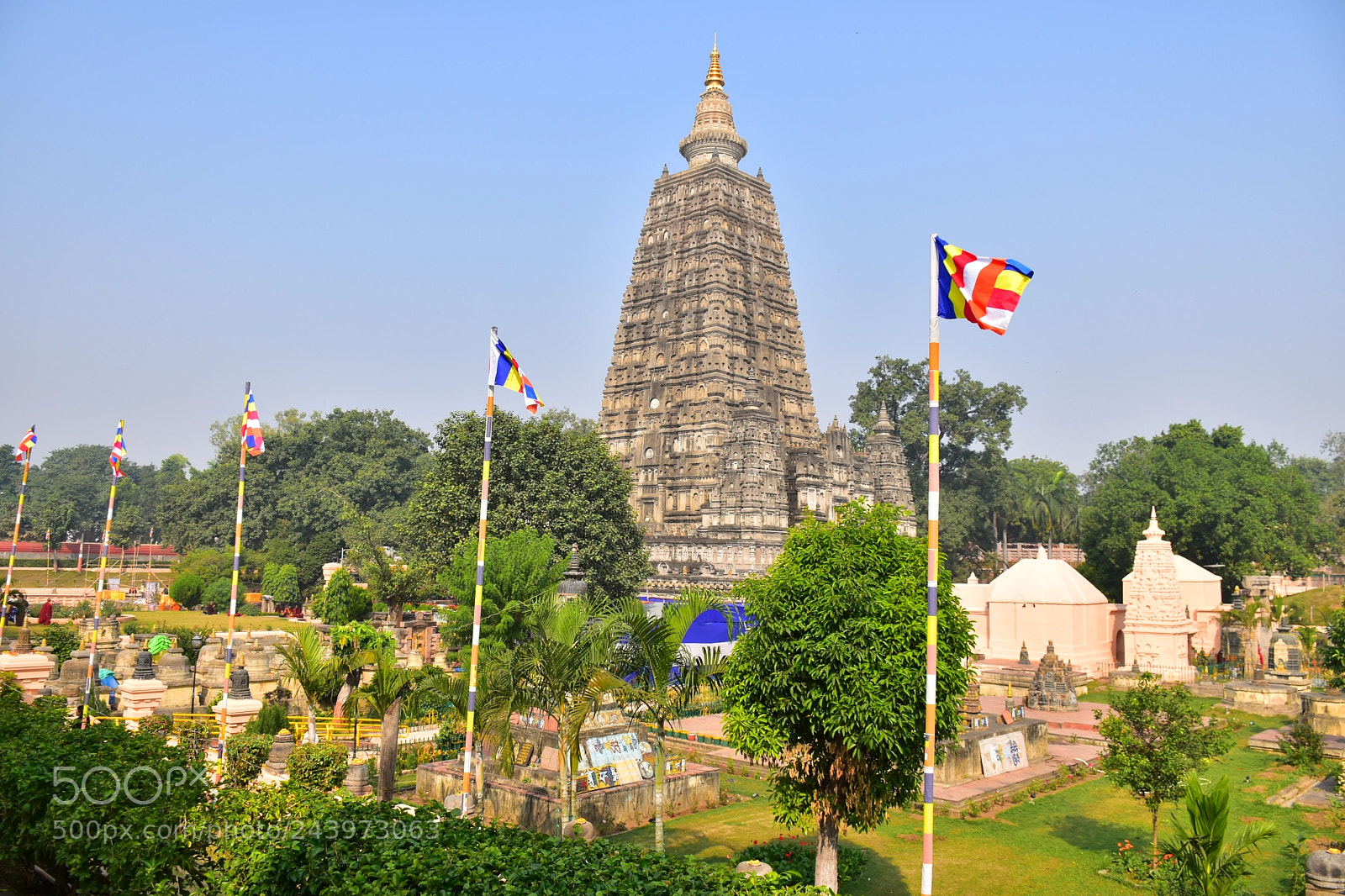 Nikon D5600 sample photo. Mahabodhi temple photography