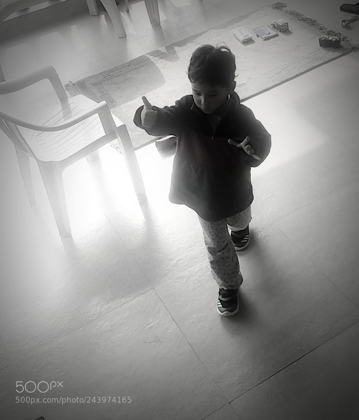 Samsung Galaxy Note4 sample photo. The kid photography