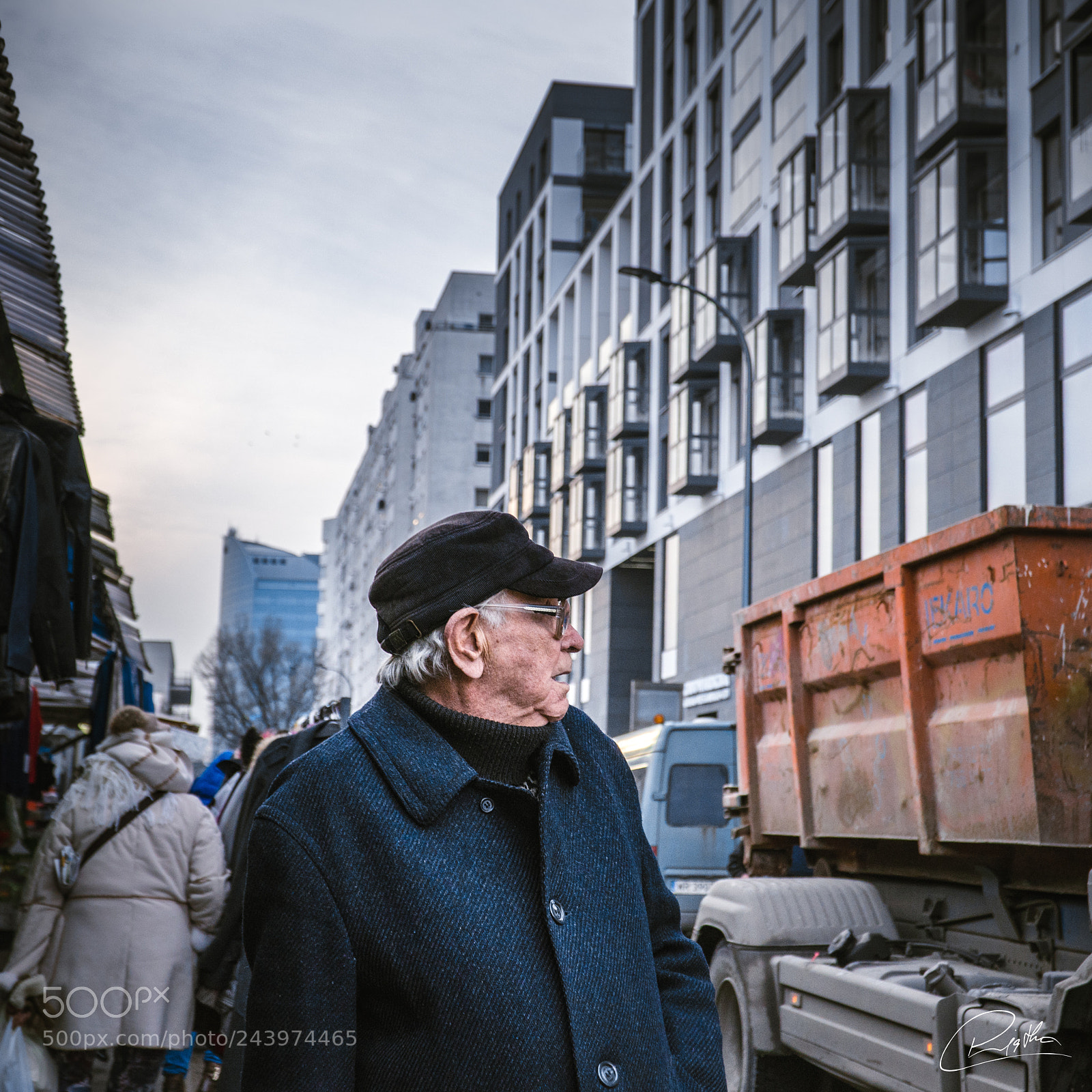 Sony a6300 sample photo. Attention photography