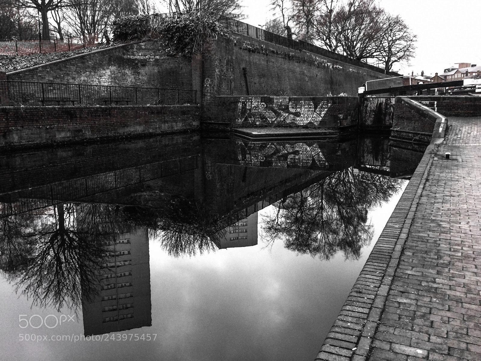 Apple iPhone 5s sample photo. Brum cut photography
