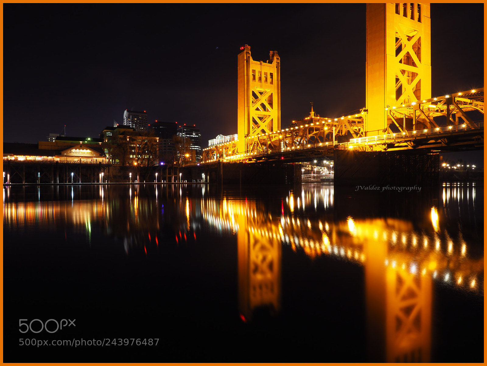 Olympus OM-D E-M1 Mark II sample photo. The lights of tower photography