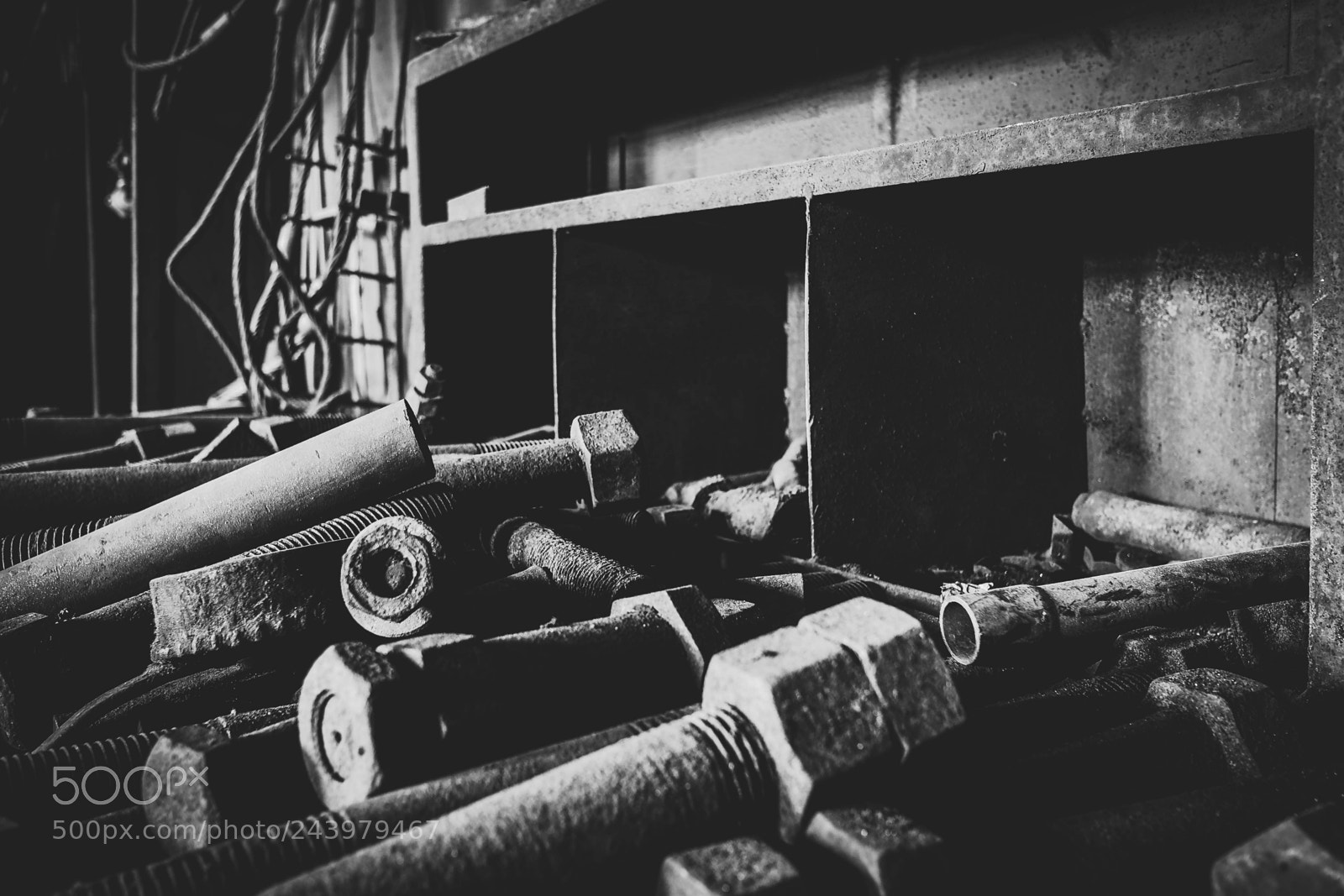 Fujifilm X70 sample photo. Raw and rusty photography