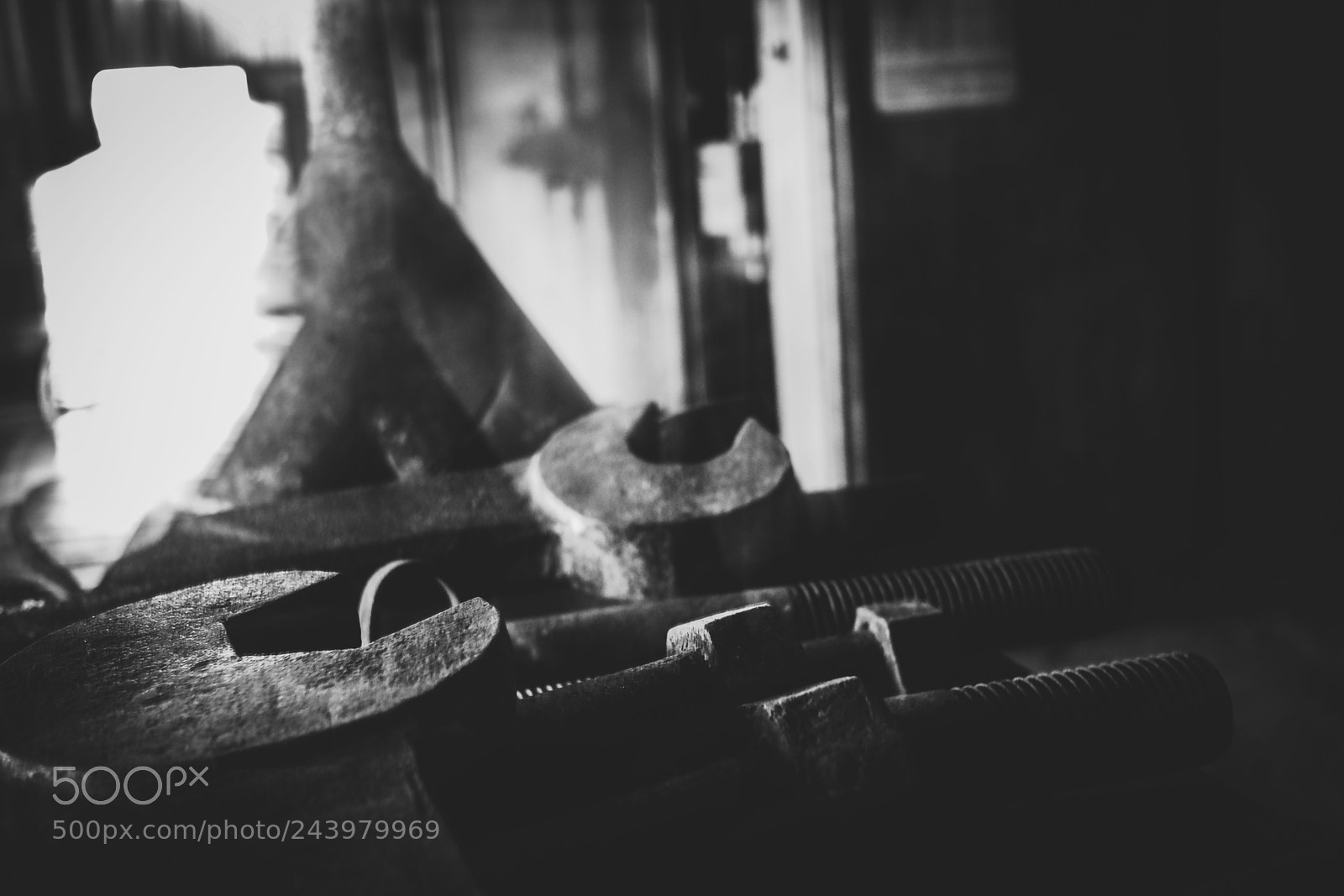 Fujifilm X70 sample photo. Raw and rusty ii photography
