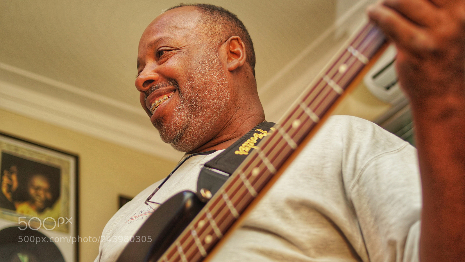Sony a6500 sample photo. Bass photography