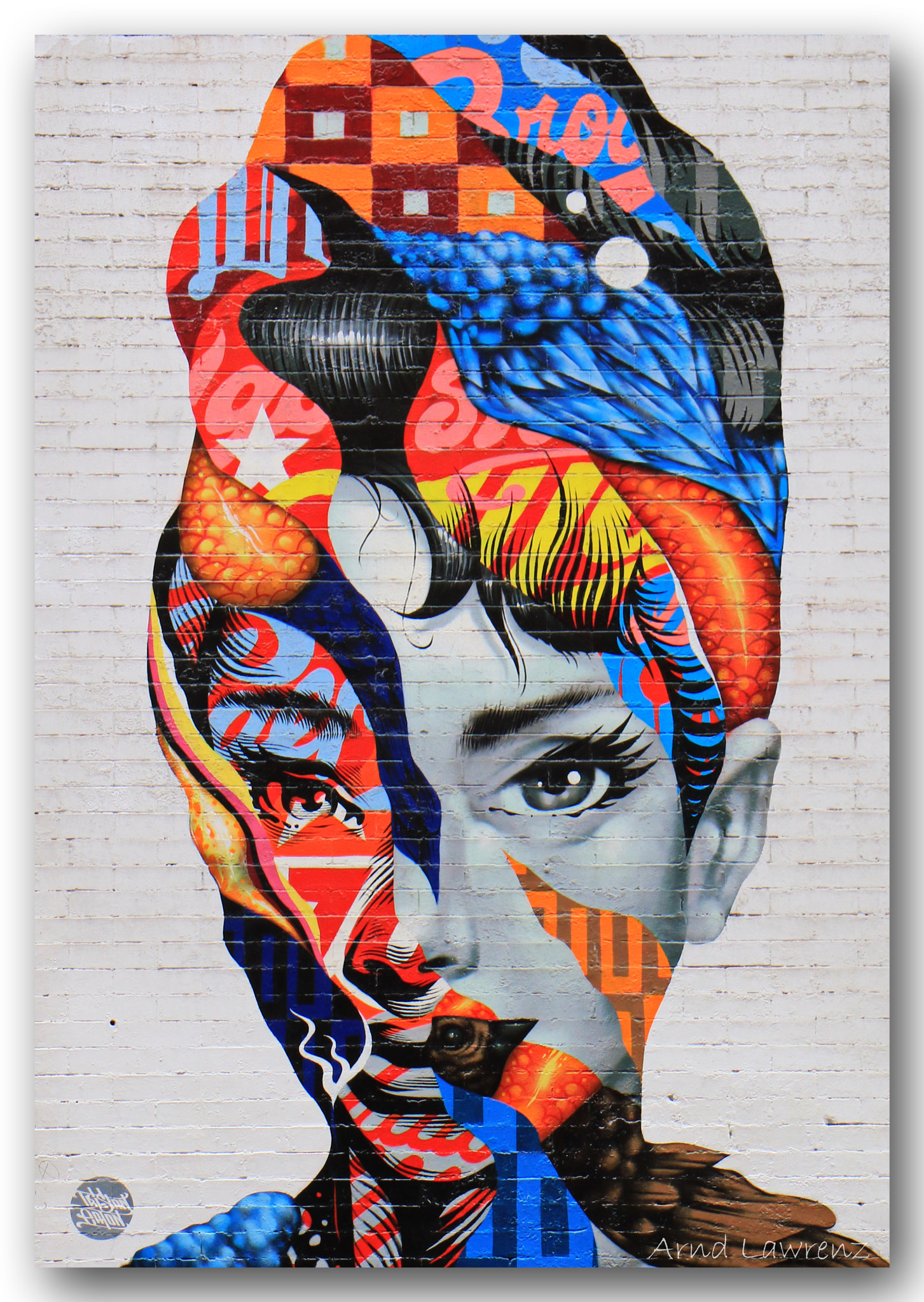 Canon EF-S 17-55mm F2.8 IS USM sample photo. Street art photography