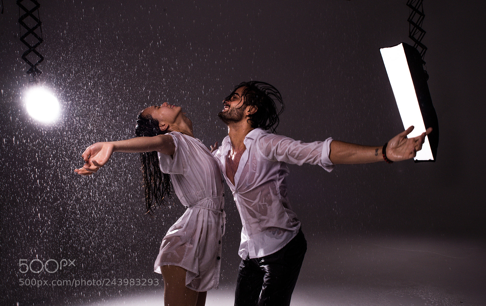 Nikon D610 sample photo. Couple under the rain photography