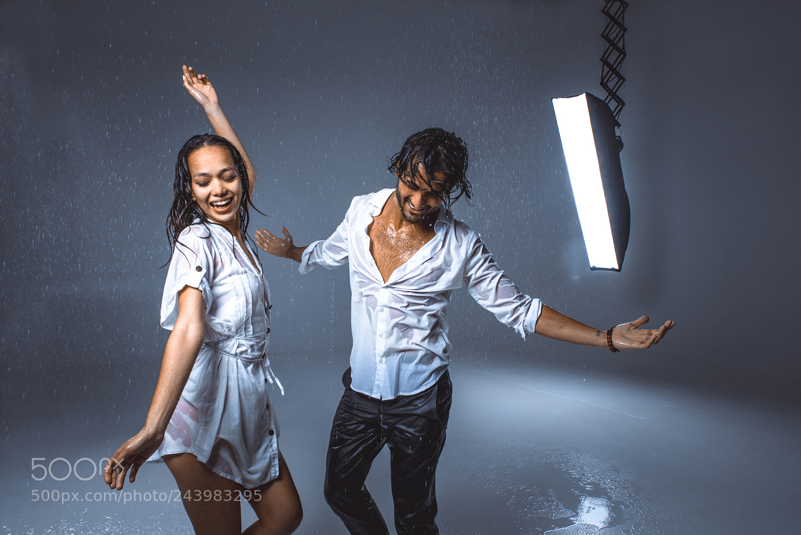 Nikon D610 sample photo. Couple under the rain photography