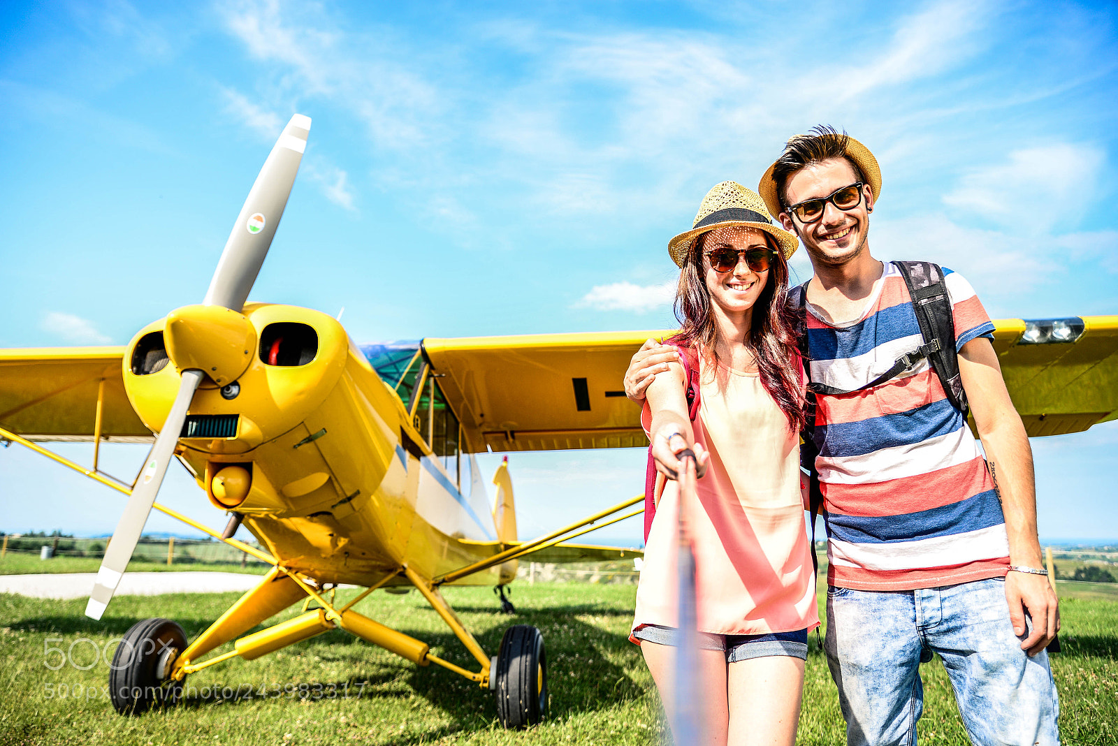 Nikon D610 sample photo. Couple on airplane excursion photography