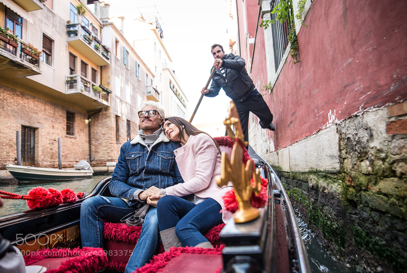 Nikon D610 sample photo. Couple sailing on venetian photography