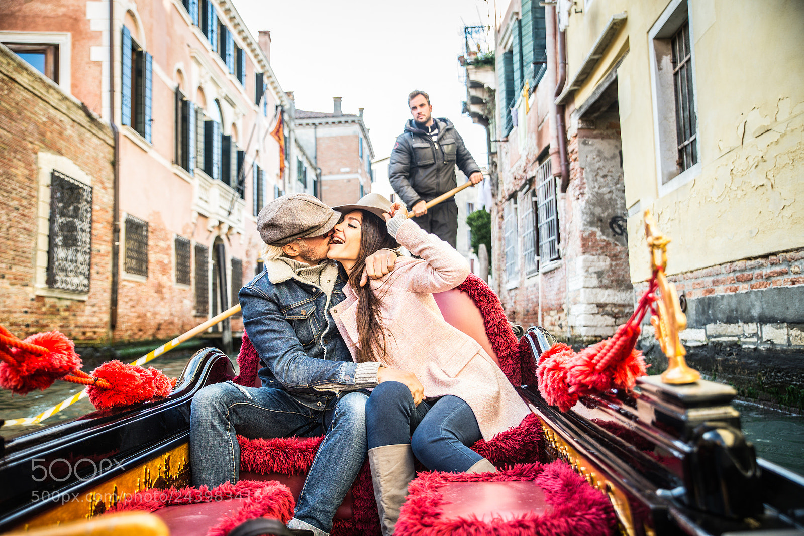 Nikon D610 sample photo. Couple sailing on venetian photography