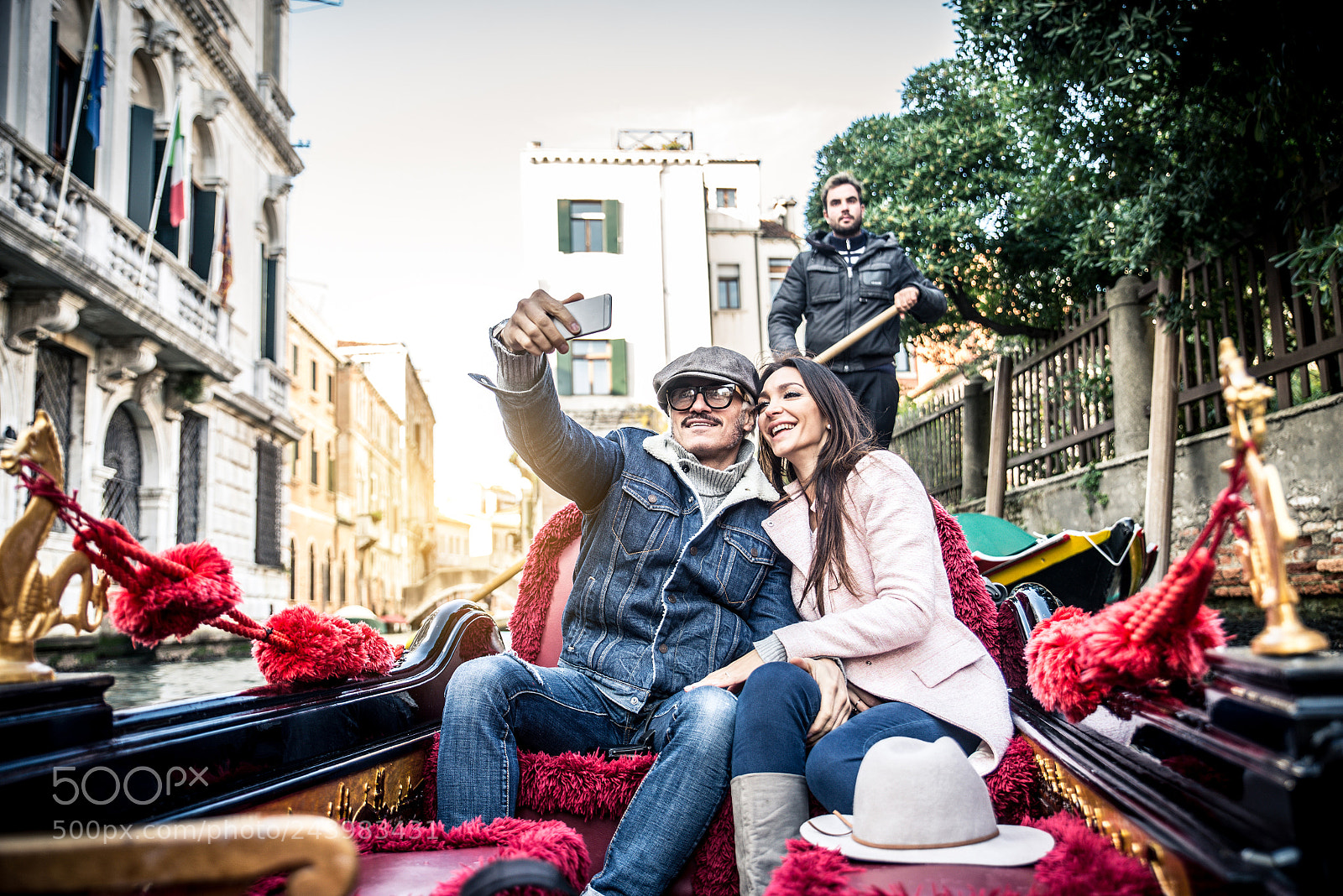 Nikon D610 sample photo. Couple sailing on venetian photography