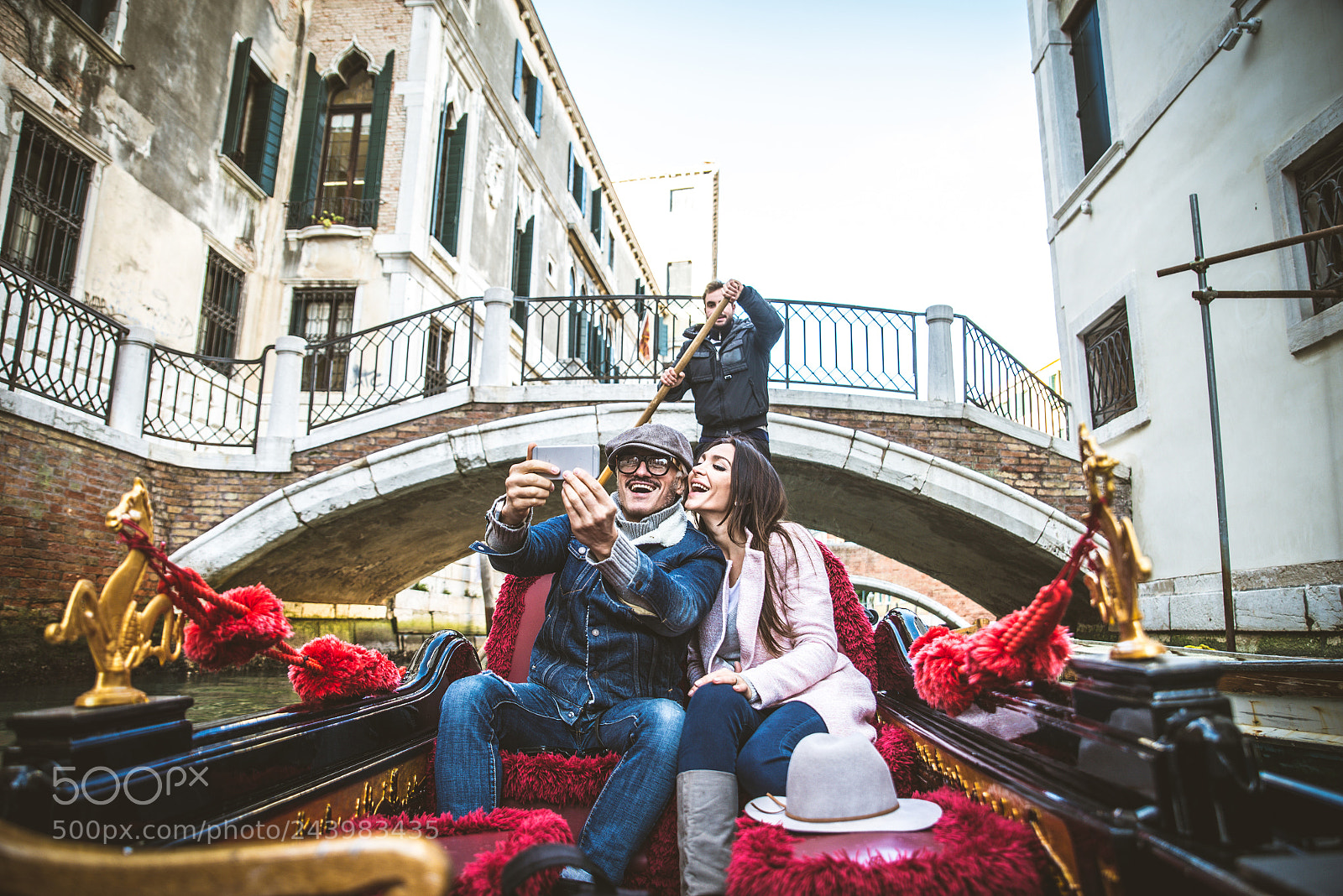 Nikon D610 sample photo. Couple sailing on venetian photography