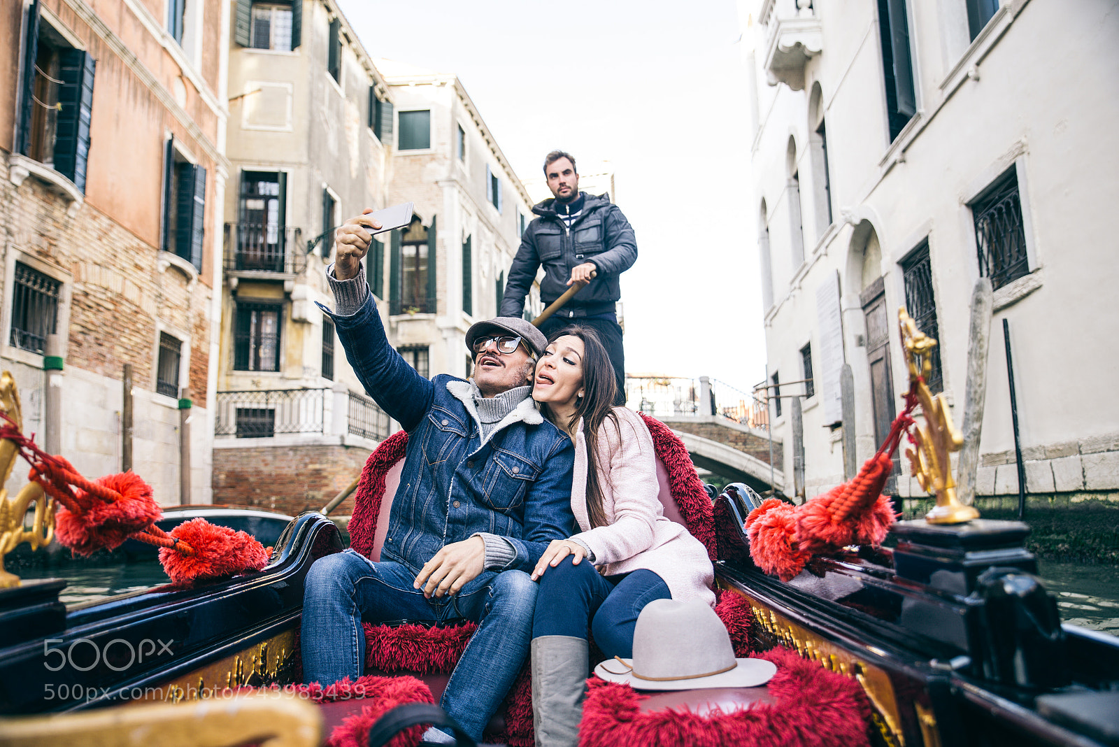 Nikon D610 sample photo. Couple sailing on venetian photography