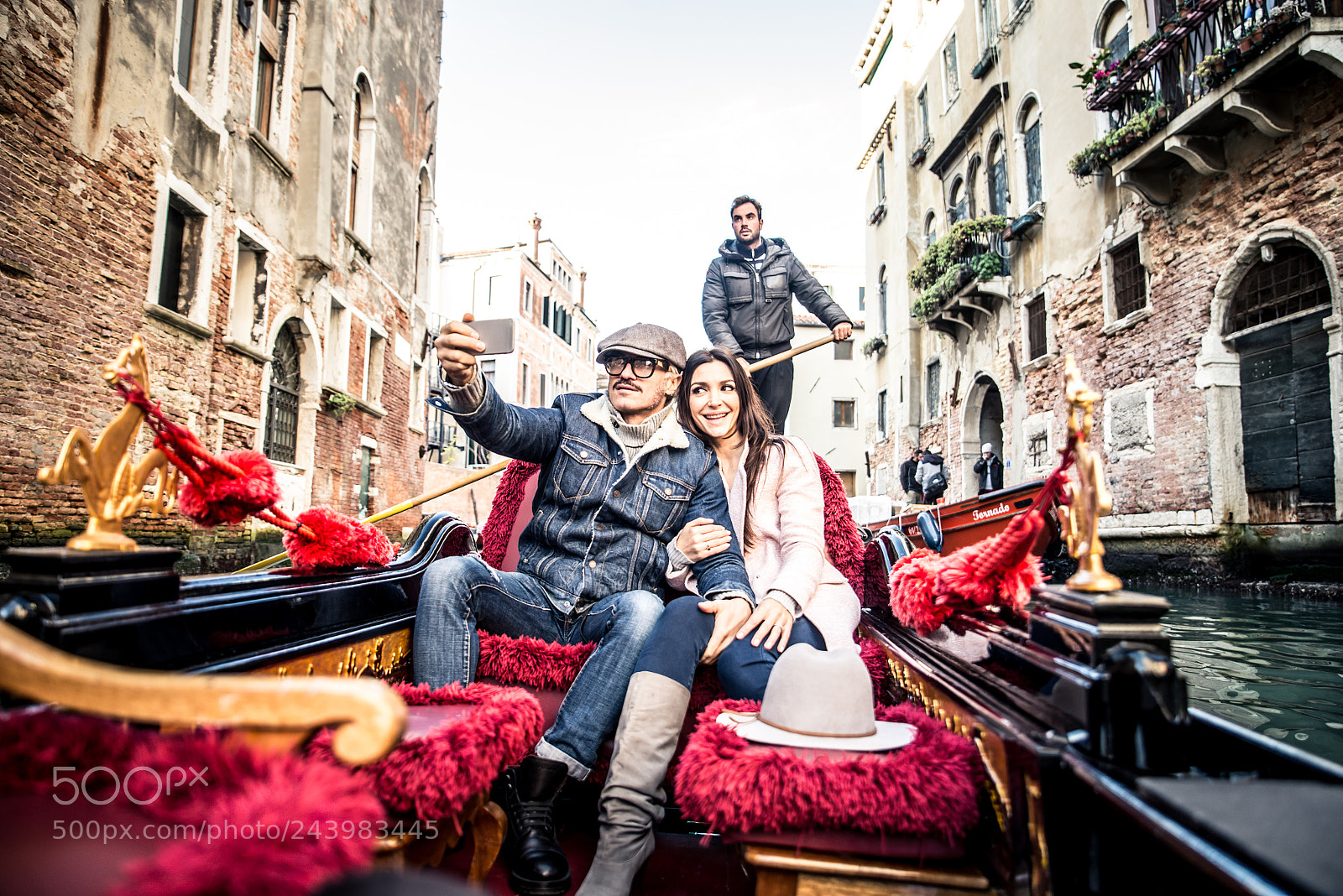 Nikon D610 sample photo. Couple sailing on venetian photography