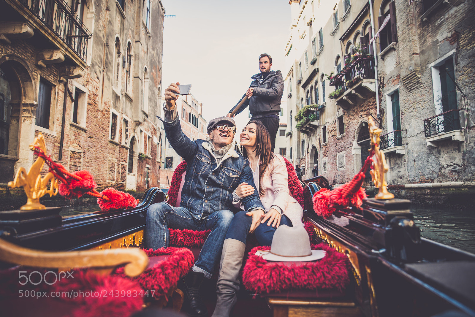 Nikon D610 sample photo. Couple sailing on venetian photography