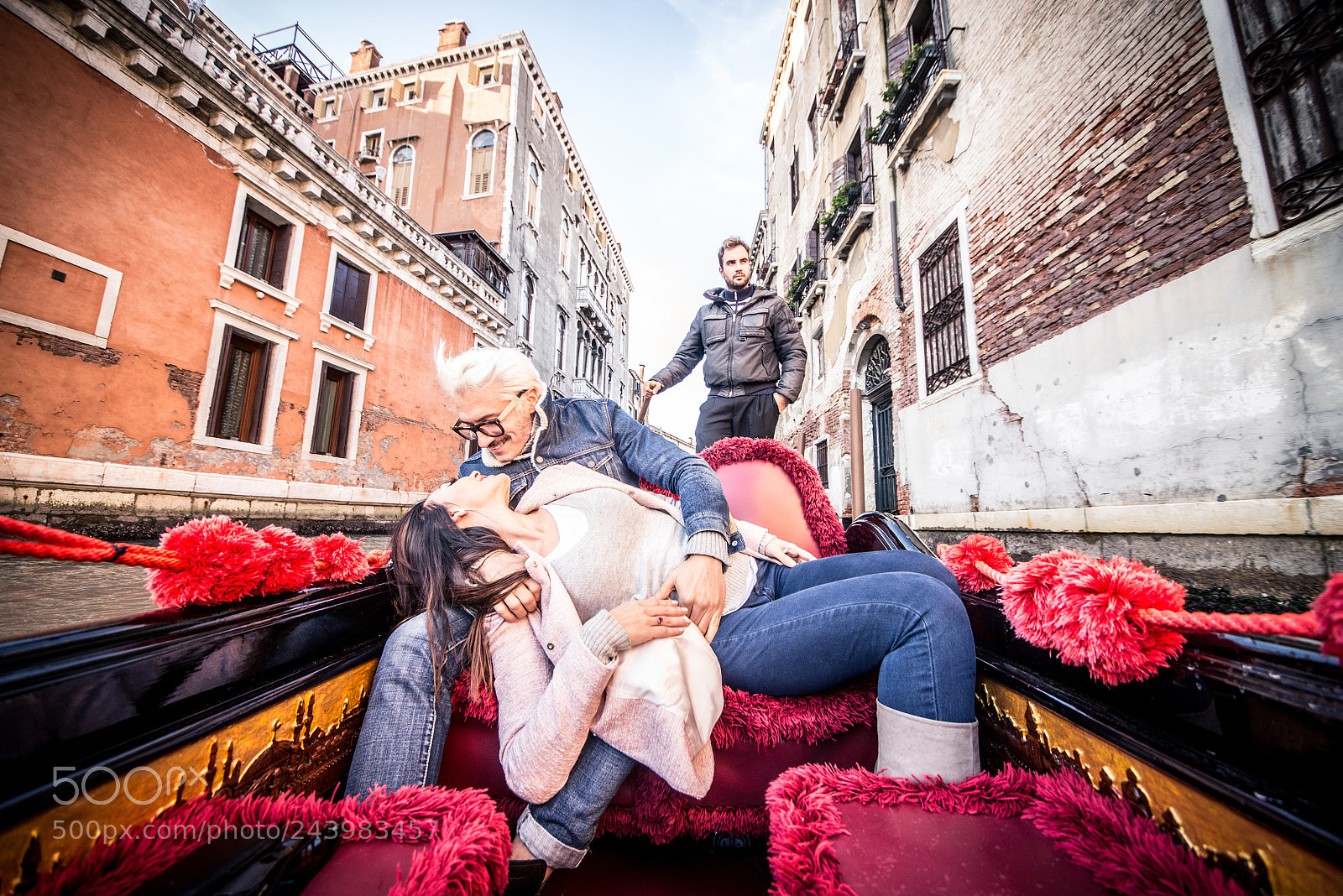 Nikon D610 sample photo. Couple sailing on venetian photography