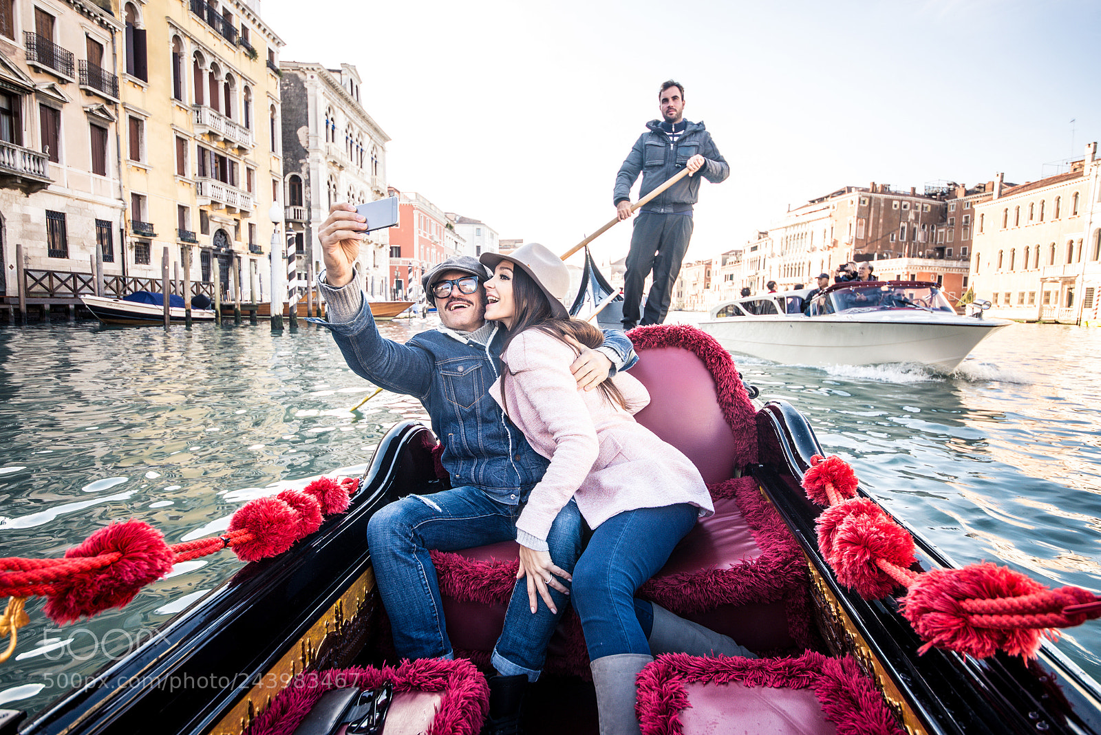Nikon D610 sample photo. Couple sailing on venetian photography