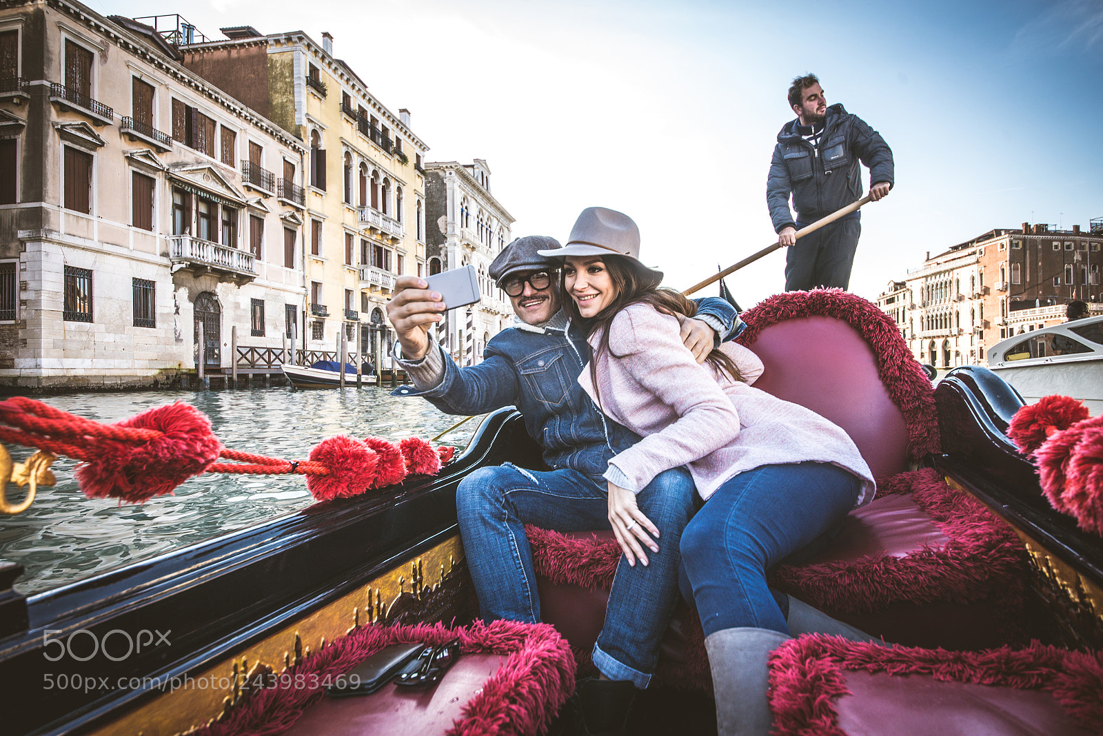 Nikon D610 sample photo. Couple sailing on venetian photography
