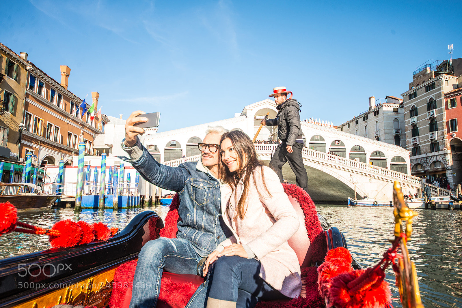 Nikon D610 sample photo. Couple sailing on venetian photography
